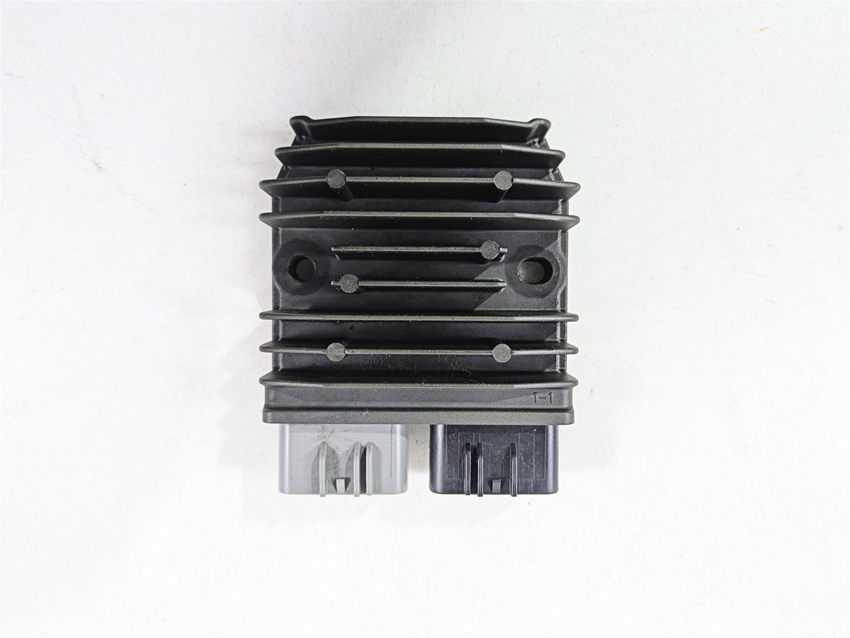 2013 Ducati Hypermotard 821 SP Rectifier Voltage Regulator SH821AA 54040321A {{ shop.shopifyCountryName }} - Mototech271
