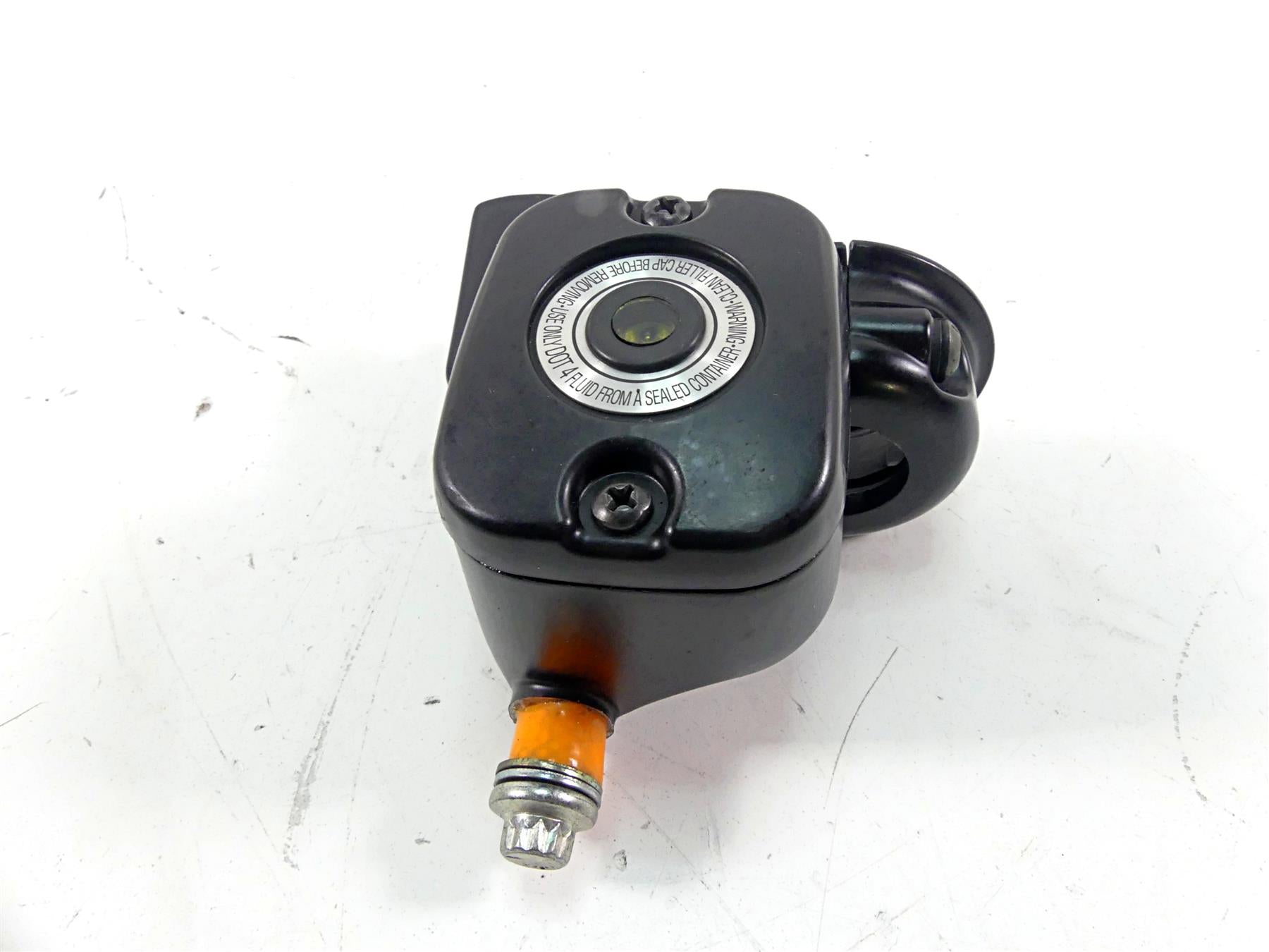 2007 Harley Touring FLHRC Road King Front Brake Master Cylinder 11/16" 46423-05C {{ shop.shopifyCountryName }} - Mototech271