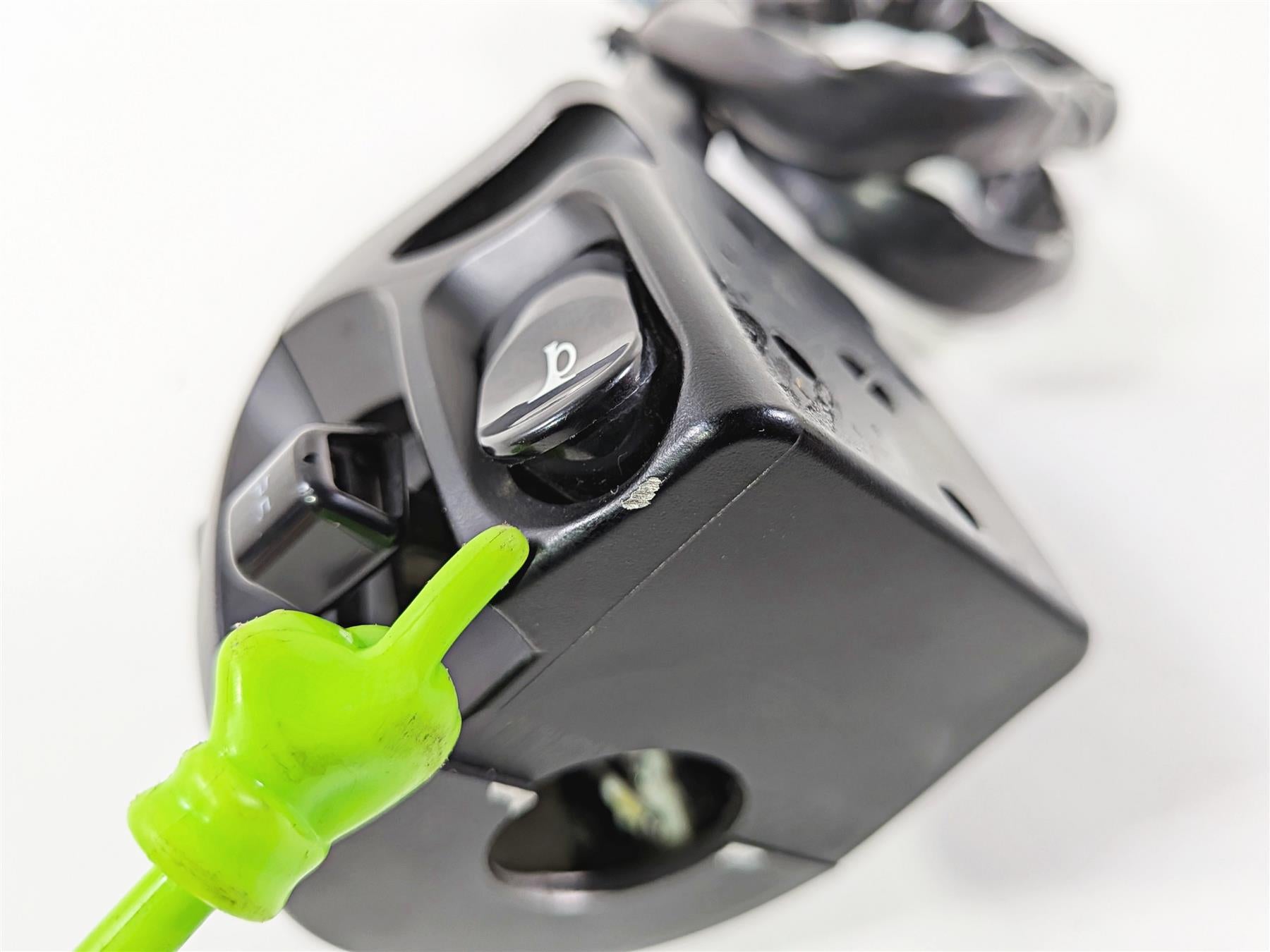 2013 Victory Vision Tour Left Hand Windshield Light Control Switch 4011993 {{ shop.shopifyCountryName }} - Mototech271
