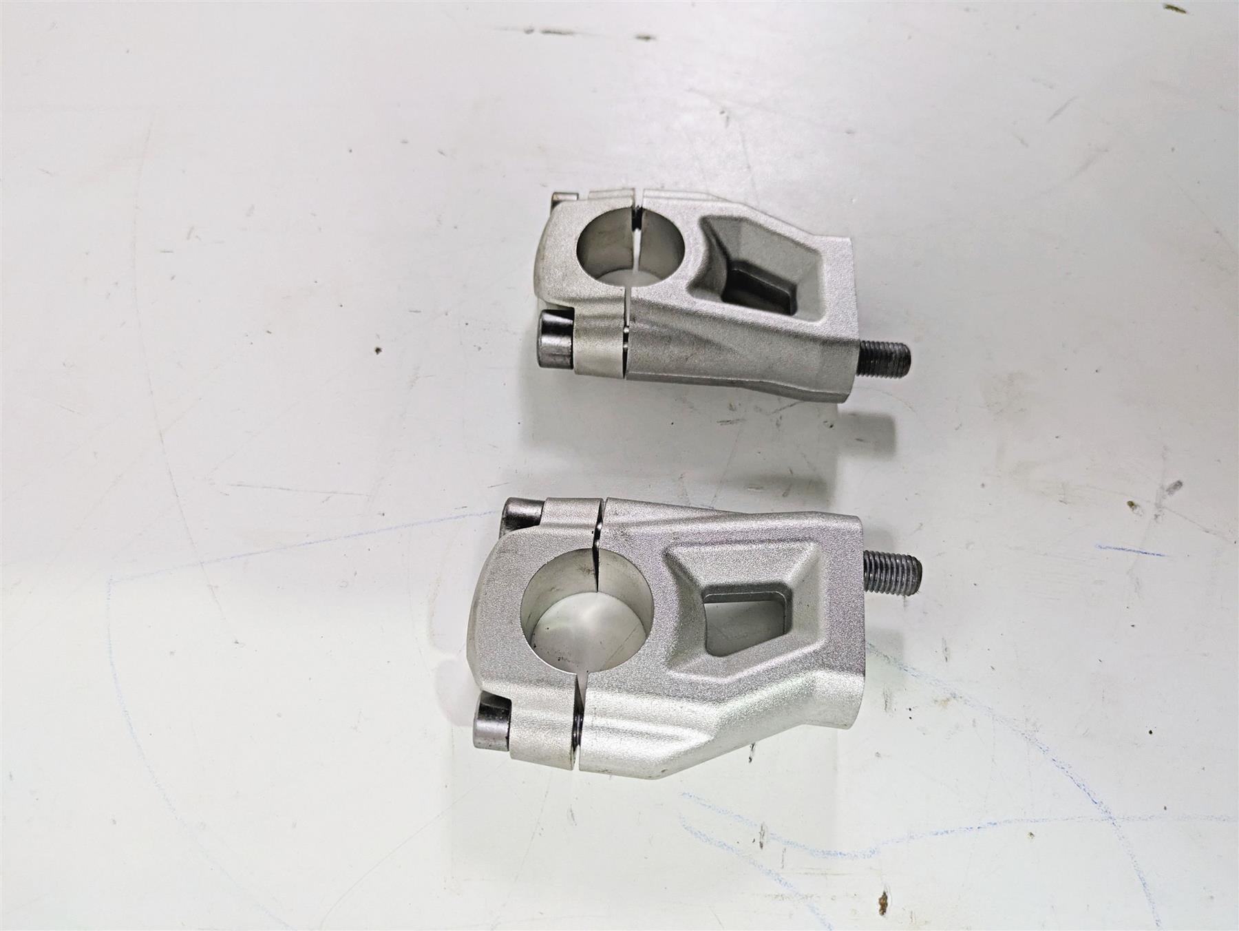 2013 Triumph Tiger 1215 Explorer Upper Lower Handlebar Riser Set T2040813 {{ shop.shopifyCountryName }} - Mototech271