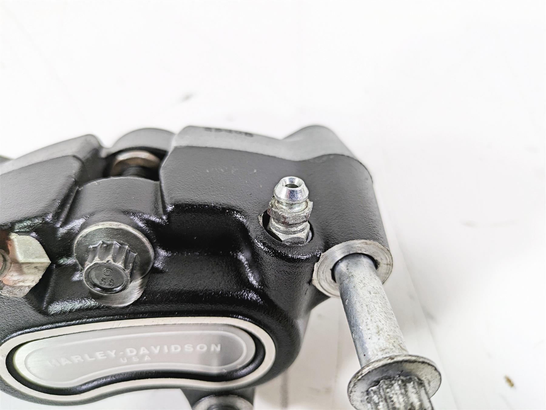 2015 Harley FXDL Dyna Low Rider Nice Dual Front Brake Caliper 41300001 41300002 {{ shop.shopifyCountryName }} - Mototech271