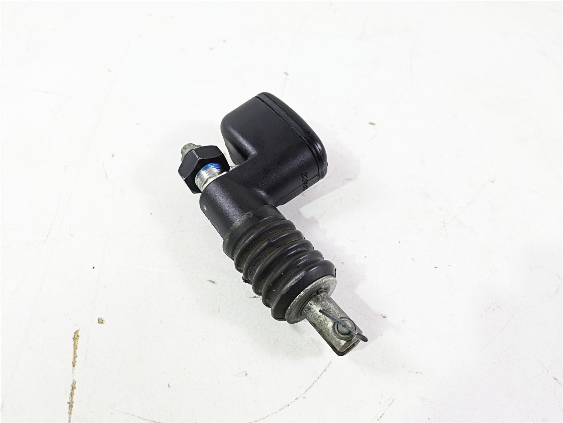 2009 Harley FXCWC Softail Rocker Rear Brake Master Cylinder 41767-05E {{ shop.shopifyCountryName }} - Mototech271