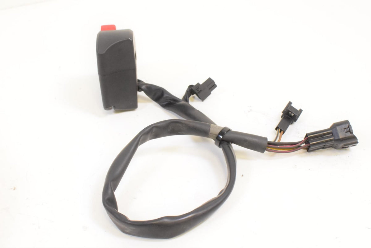 2008 Kawasaki ZX10R ZX10 Ninja Right Hand Control Switch Kill Start 46091-0114 {{ shop.shopifyCountryName }} - Mototech271