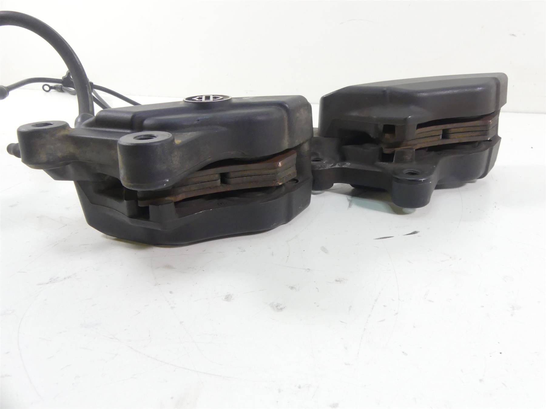 2006 Harley VRSCD Night V Rod Front Brembo Brake Caliper Set 44731-06 44732-06 {{ shop.shopifyCountryName }} - Mototech271