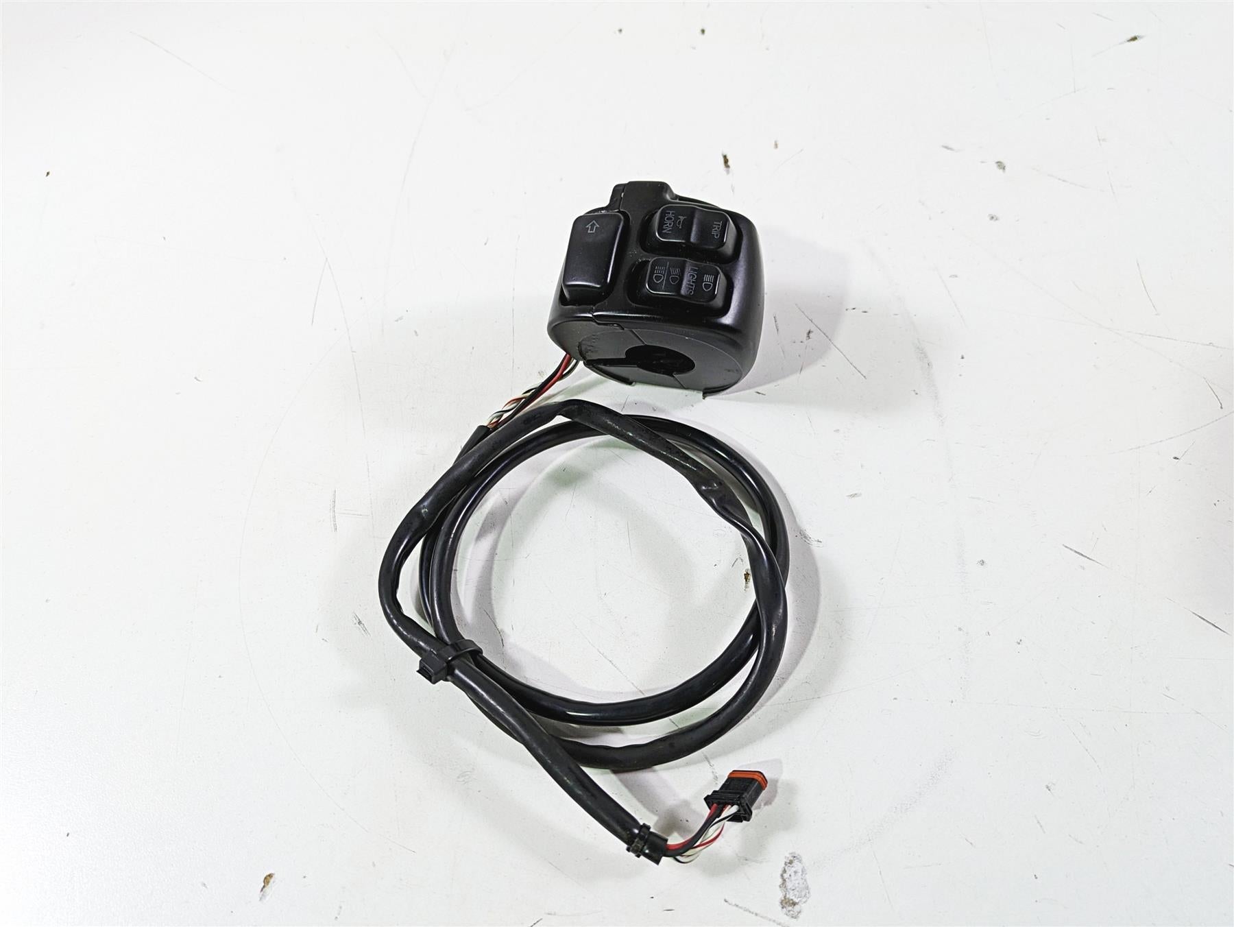 2012 Harley FLD Dyna Switchback Left Hand Control Switch 72949-12 {{ shop.shopifyCountryName }} - Mototech271