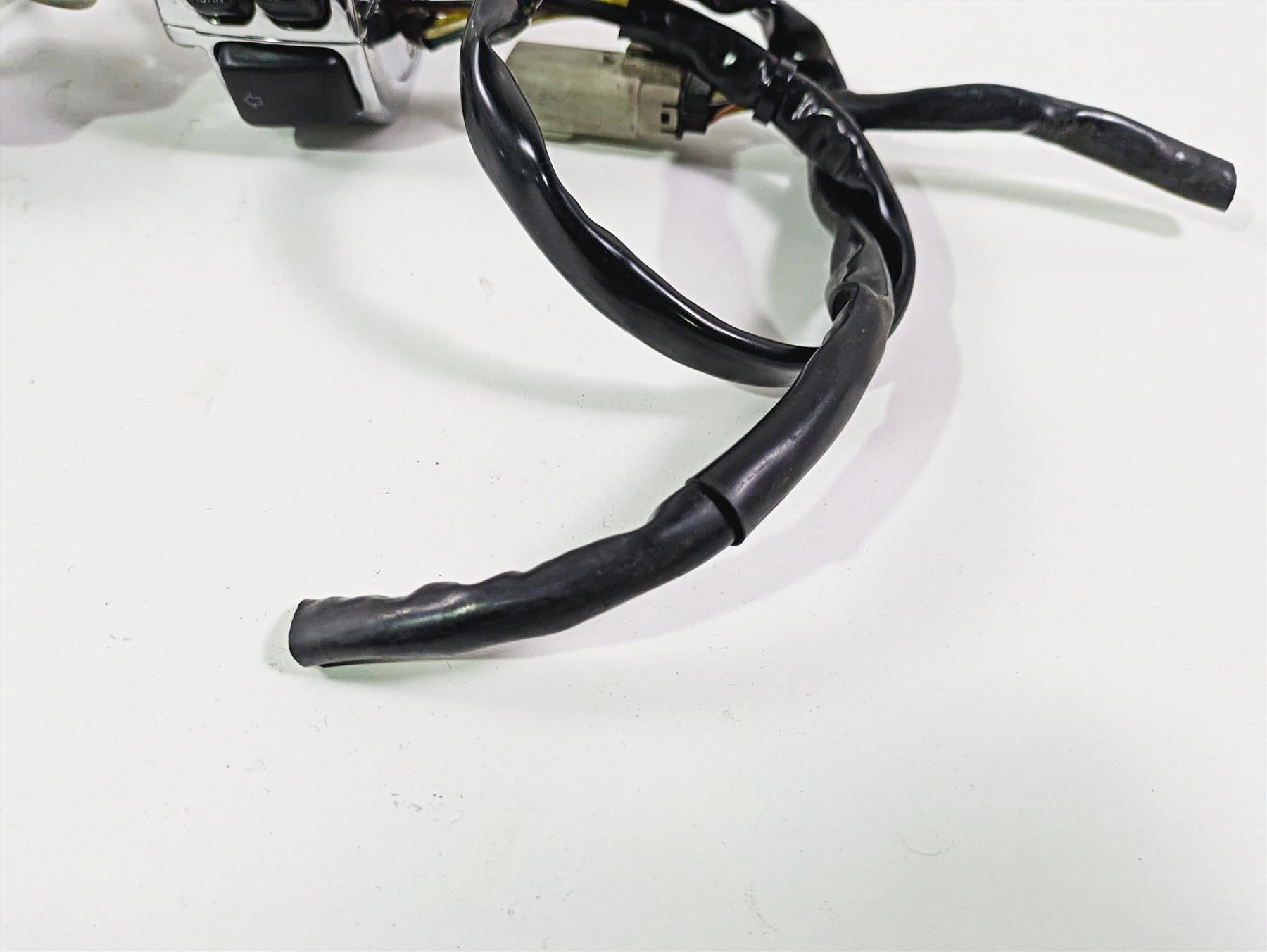 2008 Harley FXCWC Softail Rocker Left Right Chrome Control Switch Set 71682-06A {{ shop.shopifyCountryName }} - Mototech271