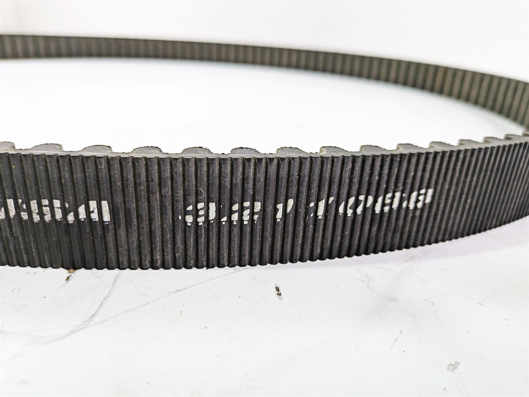 2004 Victory Kingpin Rear Main Drive Belt 3211088 {{ shop.shopifyCountryName }} - Mototech271