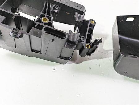 2015 Harley FXDF Dyna Fat Bob Electric Tray & Black Cover 70367-12 66361-12 {{ shop.shopifyCountryName }} - Mototech271