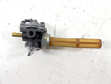 1997 Harley Sportster XL1200 C Petcock Fuel Gas Petrol Valve 62169-95C {{ shop.shopifyCountryName }} - Mototech271