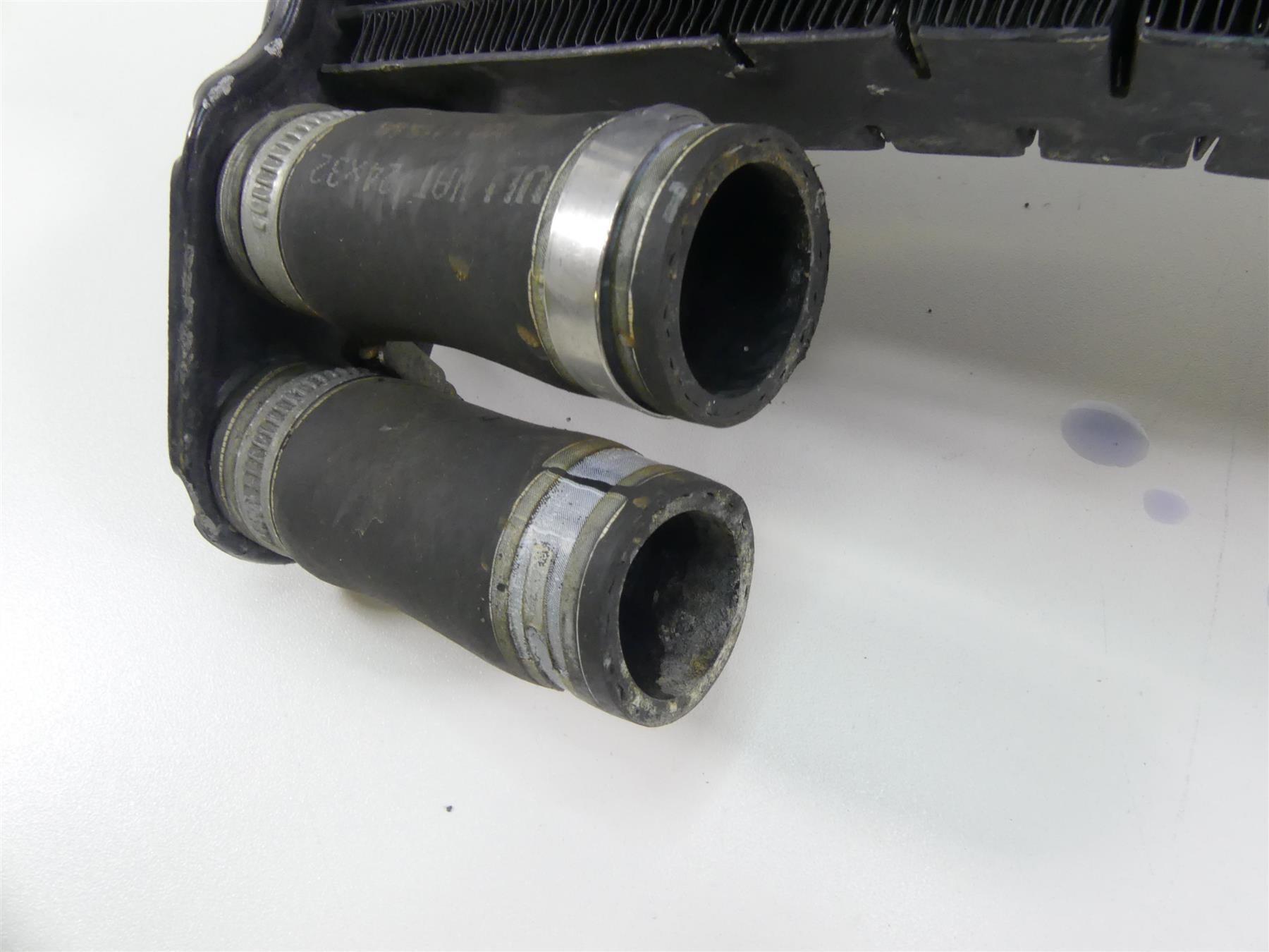 2004 Ducati 999 SBK Radiator Cooler Fan Hoses Set 54840401A {{ shop.shopifyCountryName }} - Mototech271