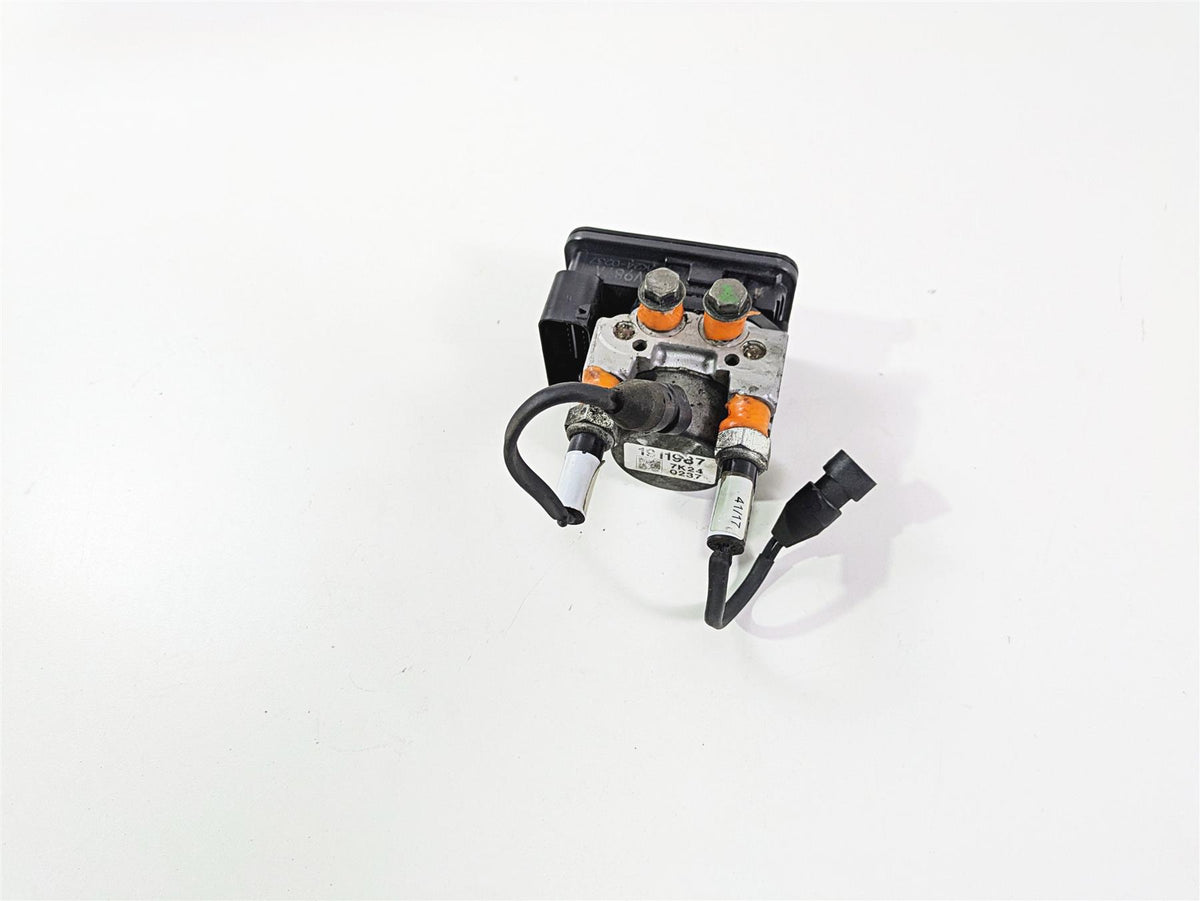 2018 Indian Springfield Dark Horse Abs Brake Pump Pressure Module 2204981 {{ shop.shopifyCountryName }} - Mototech271