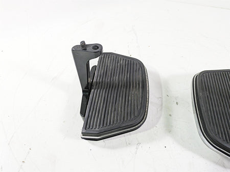 2008 Harley Touring FLHTCU E-Glide 105TH Passenger Floor Board Set 52719-93B {{ shop.shopifyCountryName }} - Mototech271