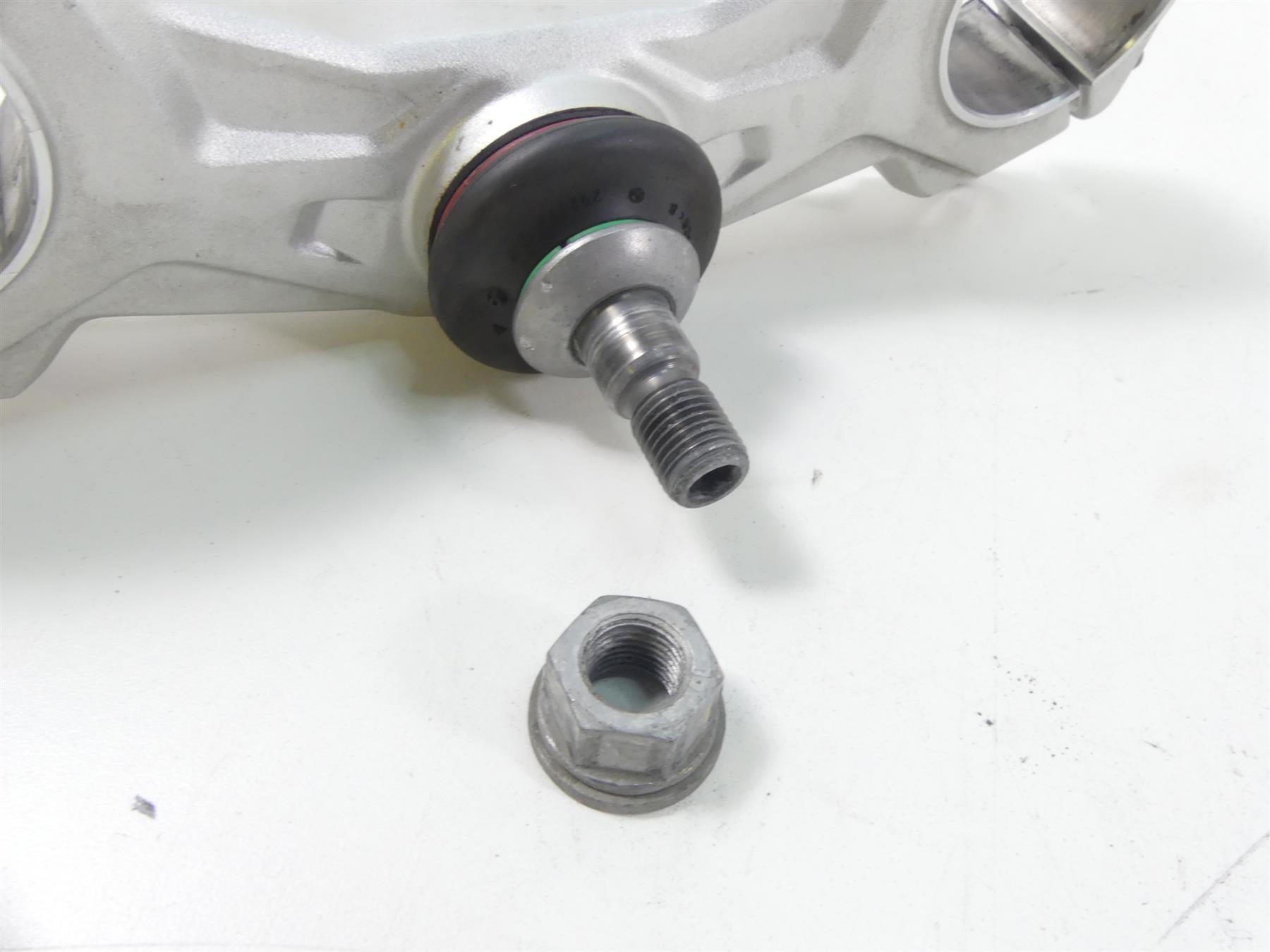 2015 BMW R1200RT K52 Lower Triple Tree Steering Yoke Ball Joint 31428549492 {{ shop.shopifyCountryName }} - Mototech271
