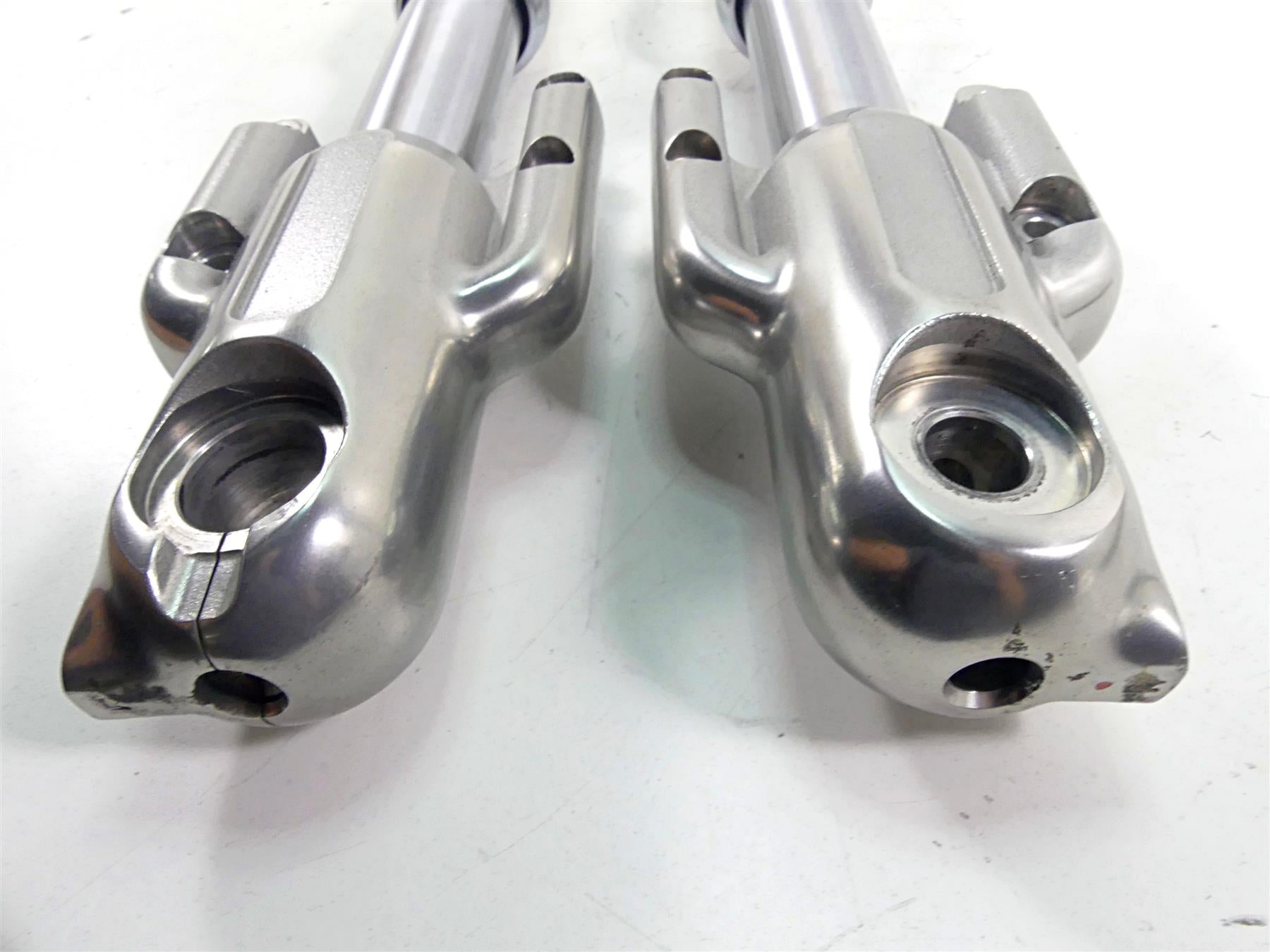 2015 Harley VRSCF Muscle V-Rod Straight Front Fork Leg Set 48700-09 48701-09 {{ shop.shopifyCountryName }} - Mototech271