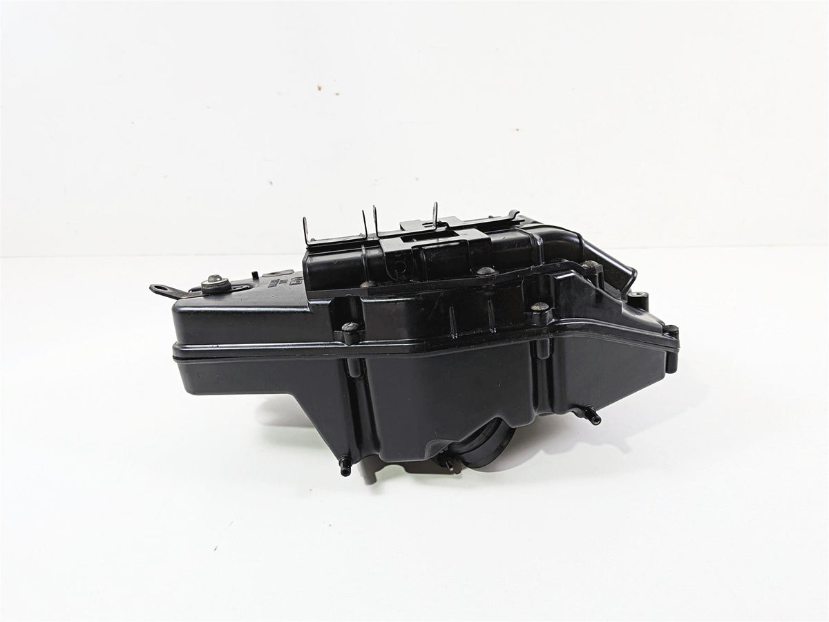 2012 Yamaha XV1900 Raider S Air Box Cleaner Breather Filter 5C7-W1443-00-00 {{ shop.shopifyCountryName }} - Mototech271