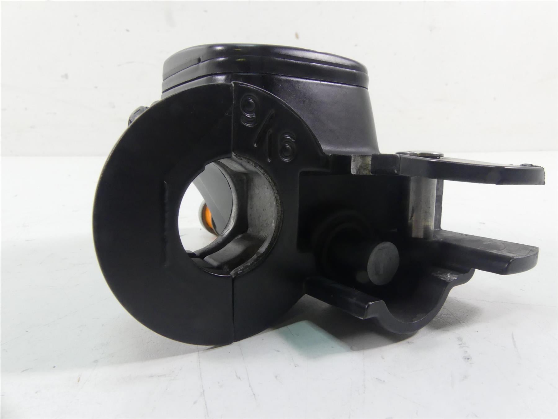 2005 Harley Dyna FXDLI Low Rider Front Brake Master Cylinder 9/16 45019-96F {{ shop.shopifyCountryName }} - Mototech271