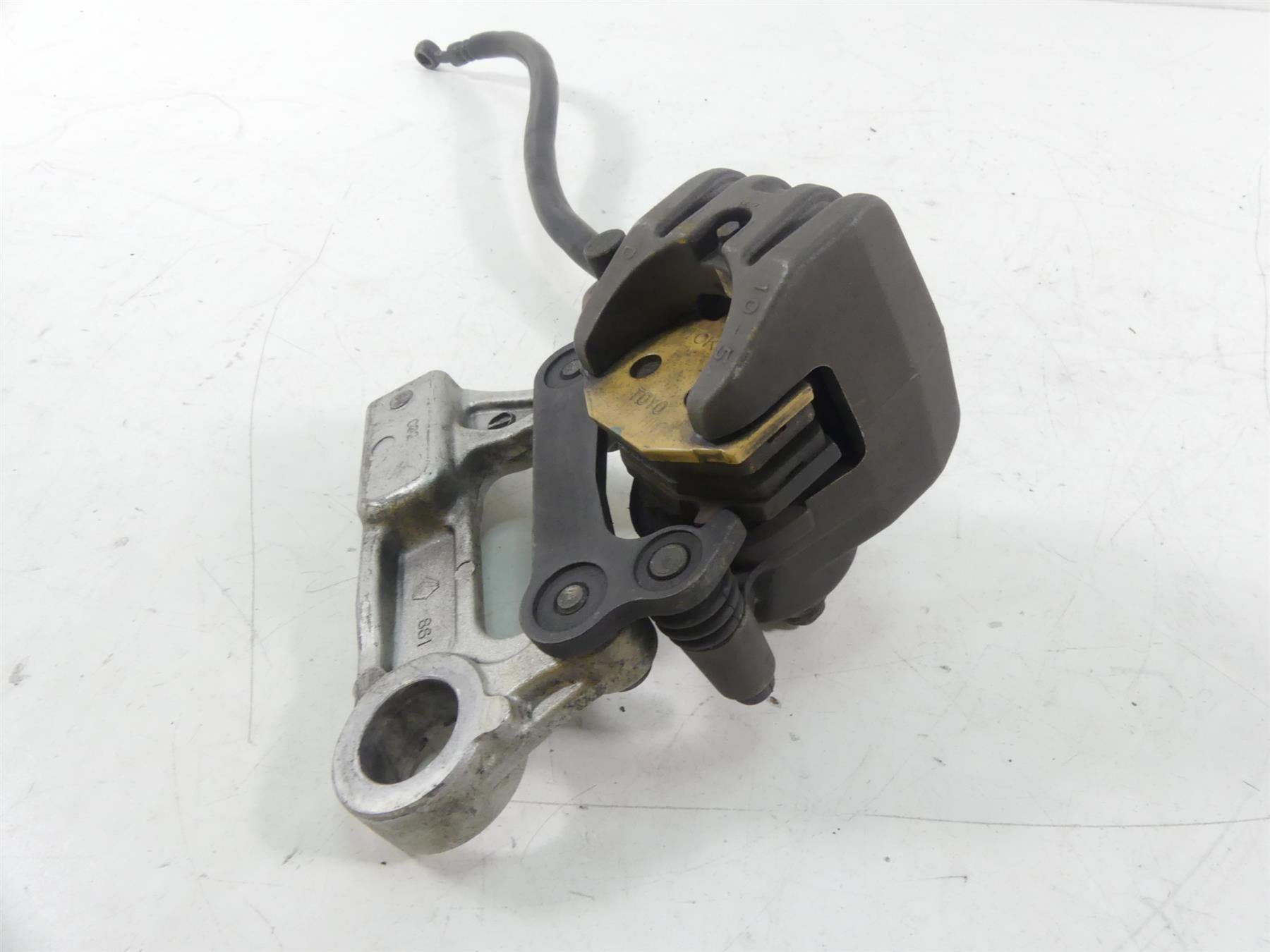 2001 Kawasaki ZX600J2 ZX6R Ninja Tokico Rear Brake Caliper 43041-1662 {{ shop.shopifyCountryName }} - Mototech271