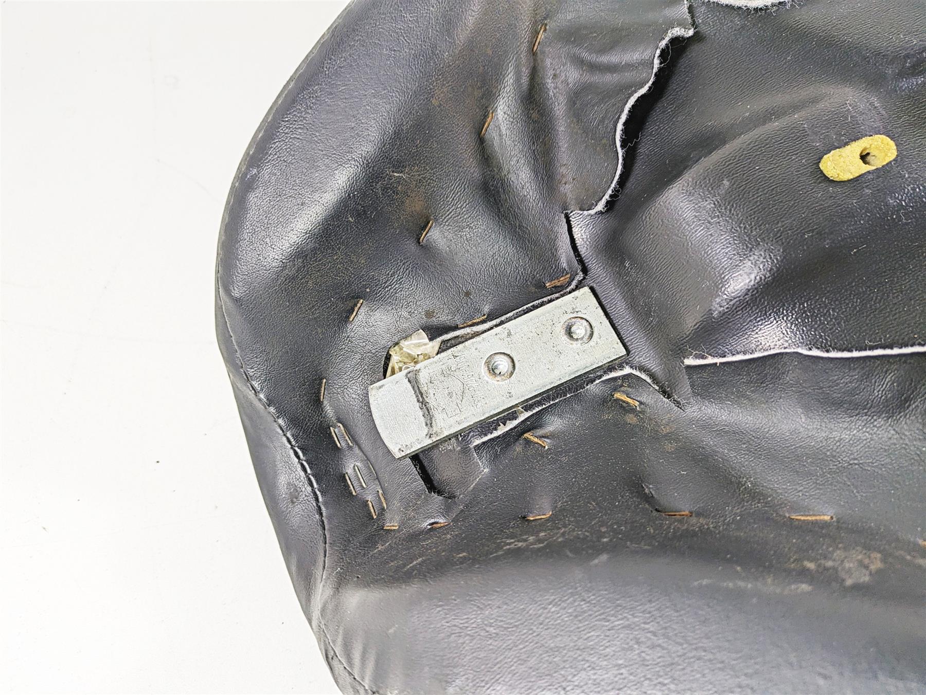 2003 Harley FLSTC Softail Heritage 100th Front Seat Saddle 52506-00 {{ shop.shopifyCountryName }} - Mototech271