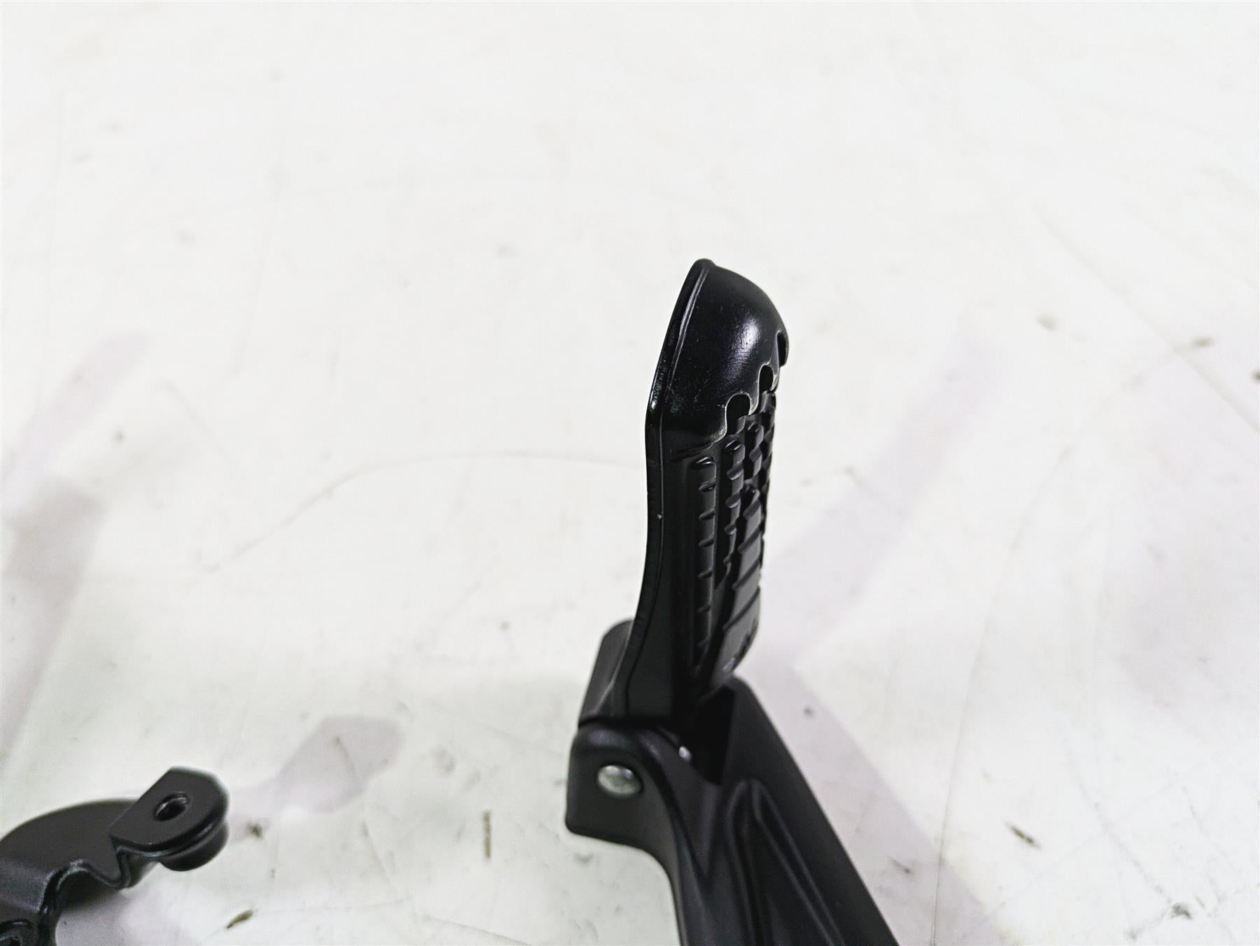 2022 MV Agusta F3 800 Rosso Right Front Footpeg & Brake Pedal 80A0C4103 {{ shop.shopifyCountryName }} - Mototech271