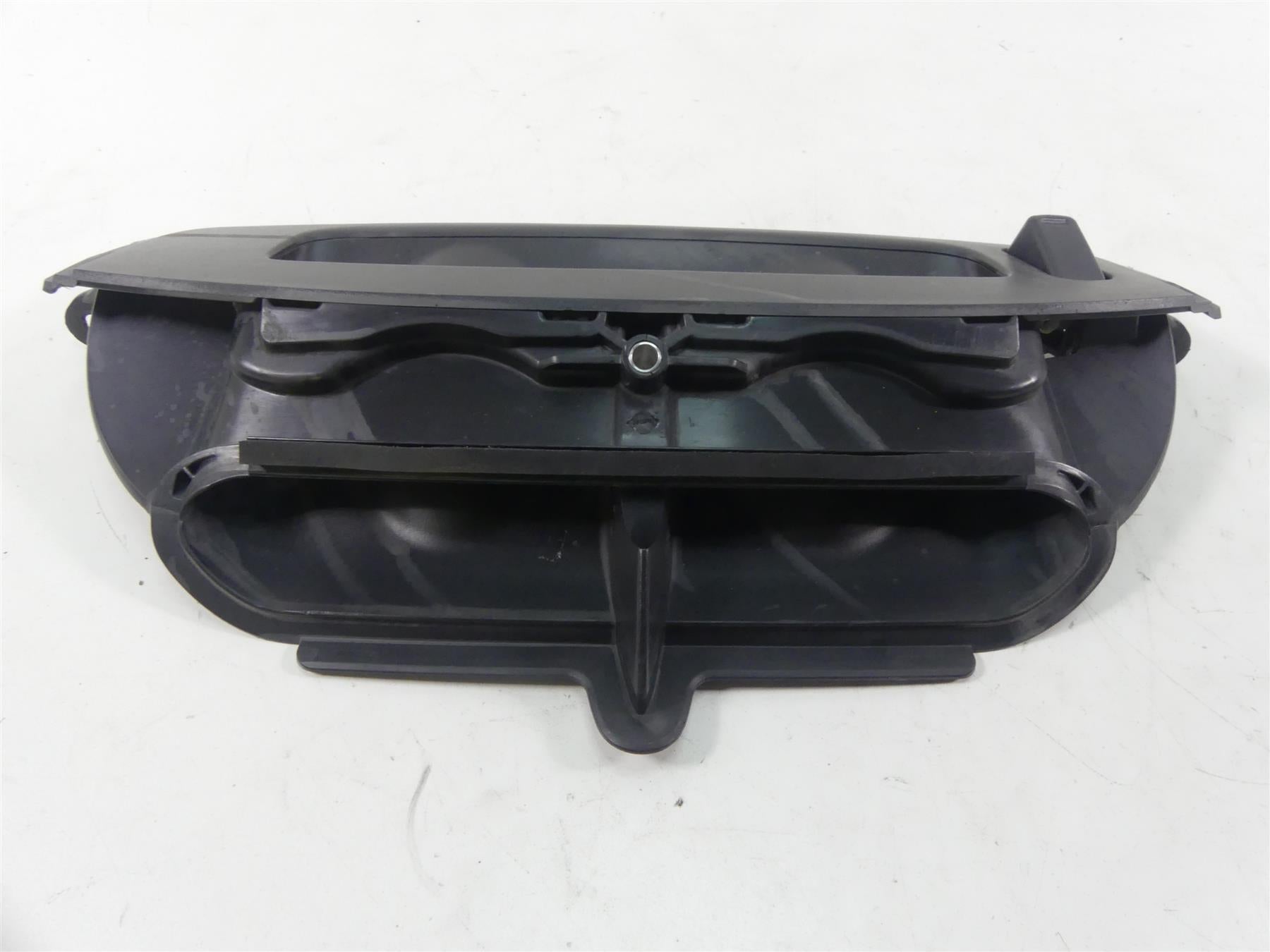2014 Harley Touring FLHXS Street Glide Sp Front Fairing Air Duct Inlet 29200003 {{ shop.shopifyCountryName }} - Mototech271