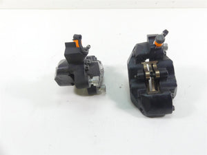 2015 Victory Cross Country Tour Front Brake Abs Caliper Set  1911946 1911947