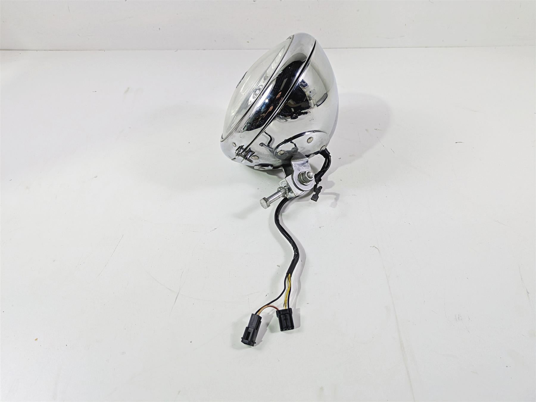 2017 Harley Softail Heritage Classic FLSTC Headlight Head Light Lamp 69748-05B {{ shop.shopifyCountryName }} - Mototech271