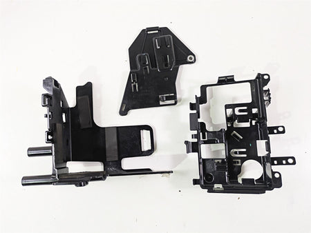 2020 Harley Softail FXST Standard Electrical Carrier Plastic Set 66000126 {{ shop.shopifyCountryName }} - Mototech271