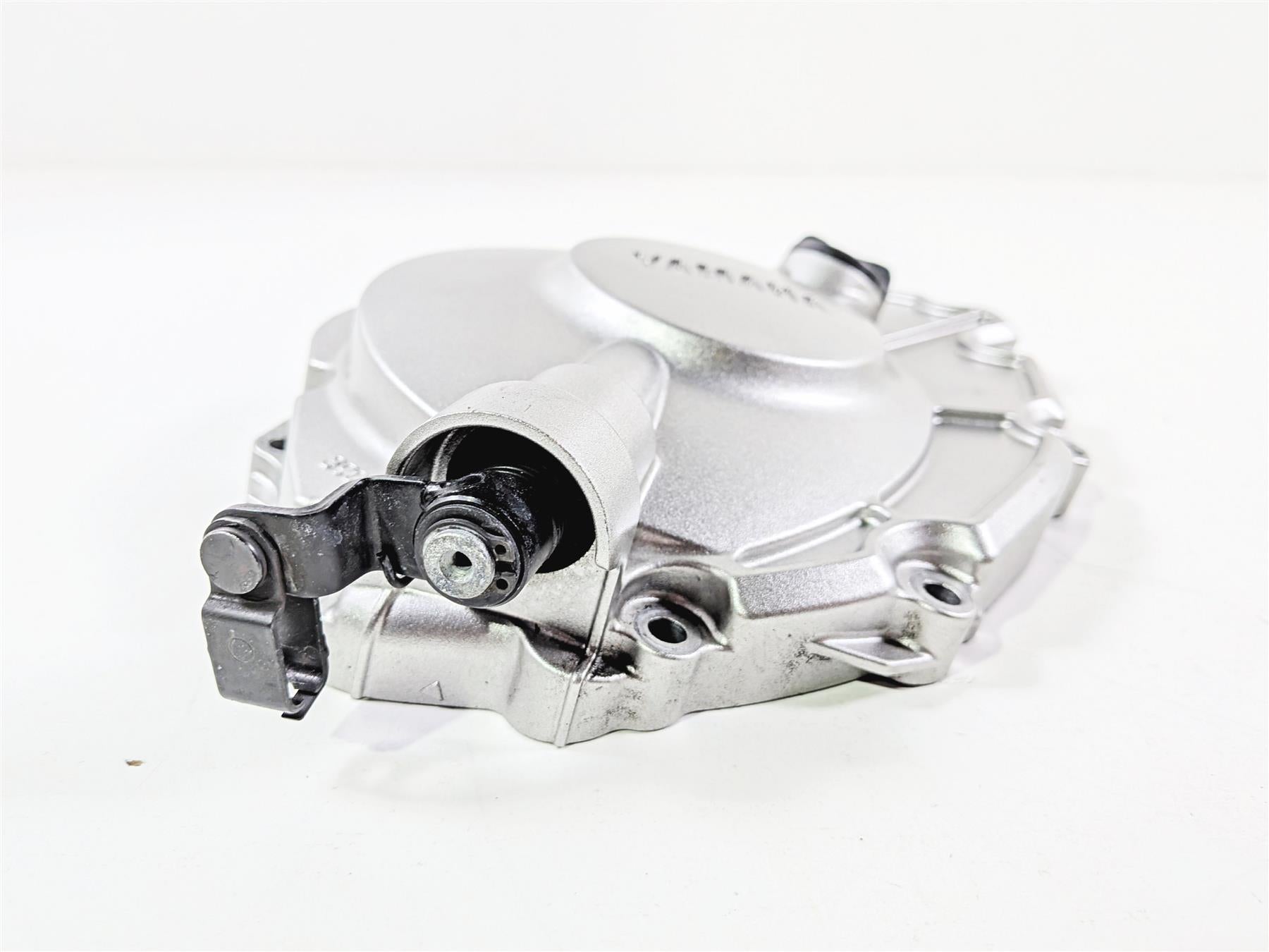 2016 Yamaha YZF R1 RN32 Silver Clutch Cover B60-15421-00-00 {{ shop.shopifyCountryName }} - Mototech271