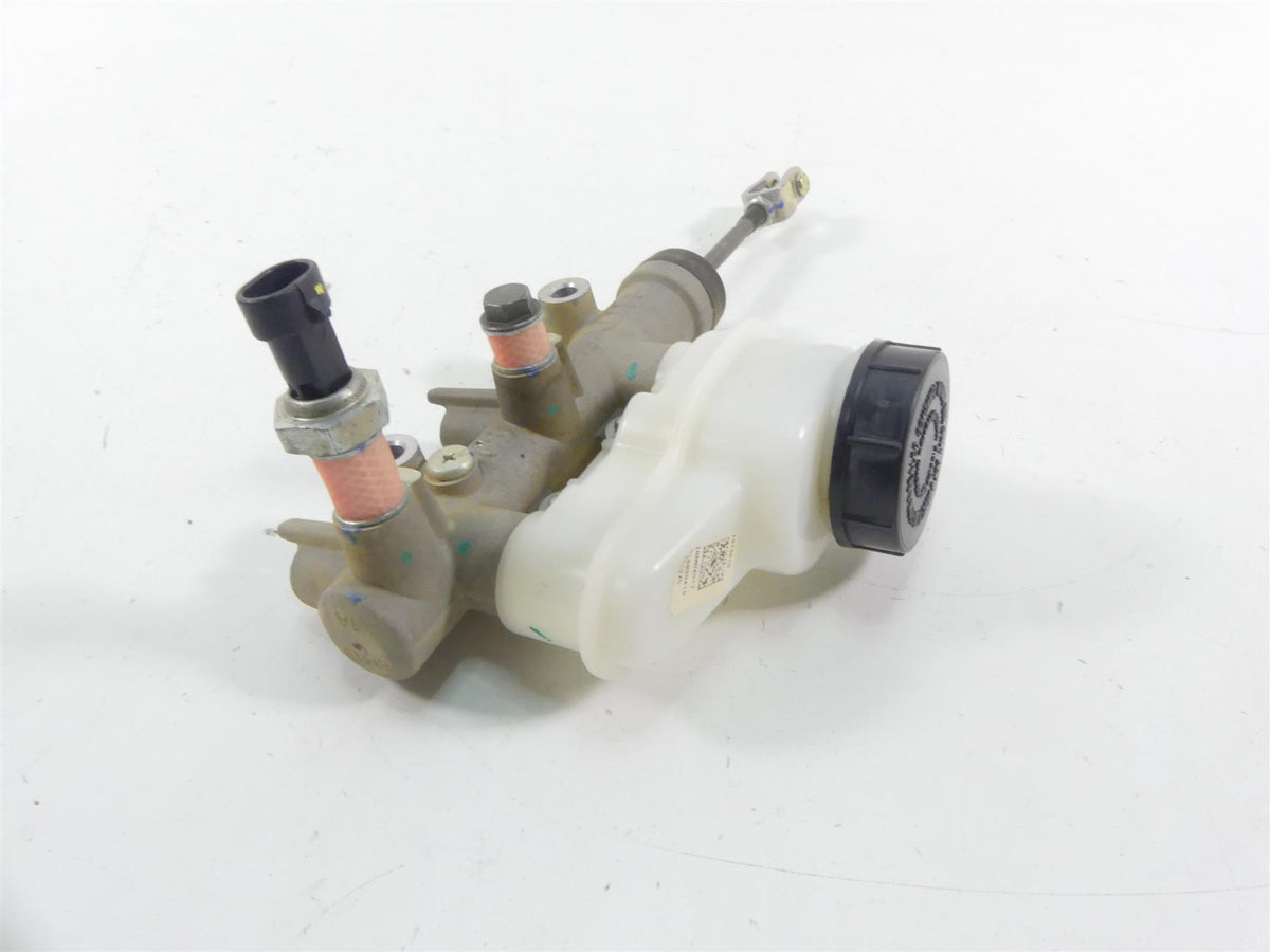 2019 Polaris General 1000 EPS Hayes Main Brake Master Cylinder 1911982 {{ shop.shopifyCountryName }} - Mototech271