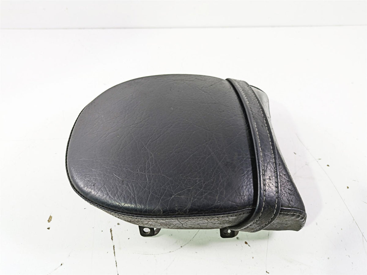 2004 Victory Kingpin Rear Passenger Pillion Seat Saddle + Mount 2683257 {{ shop.shopifyCountryName }} - Mototech271