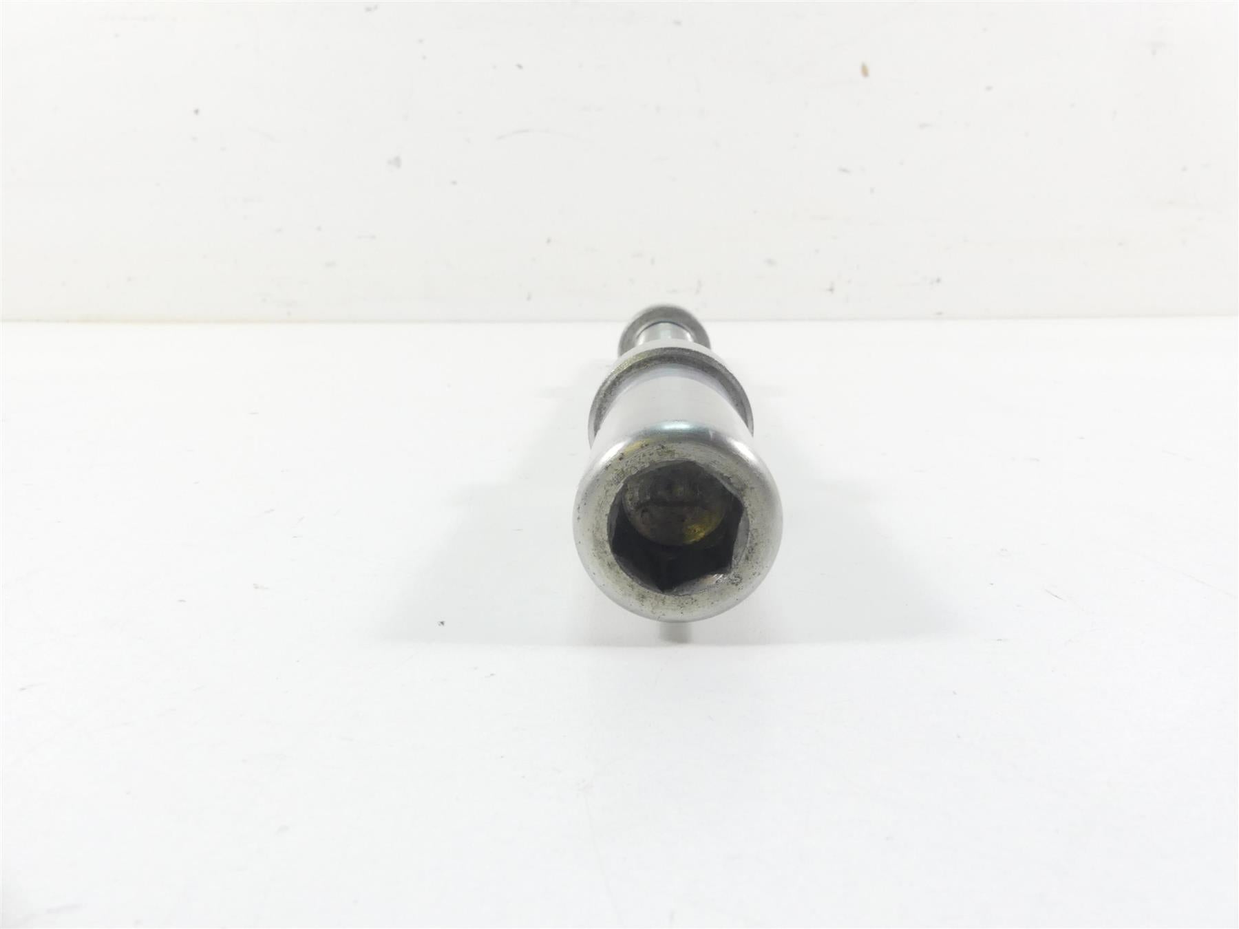 2015 Victory Cross Country Tour Straight Front Wheel Spindle Axle 5138509 {{ shop.shopifyCountryName }} - Mototech271