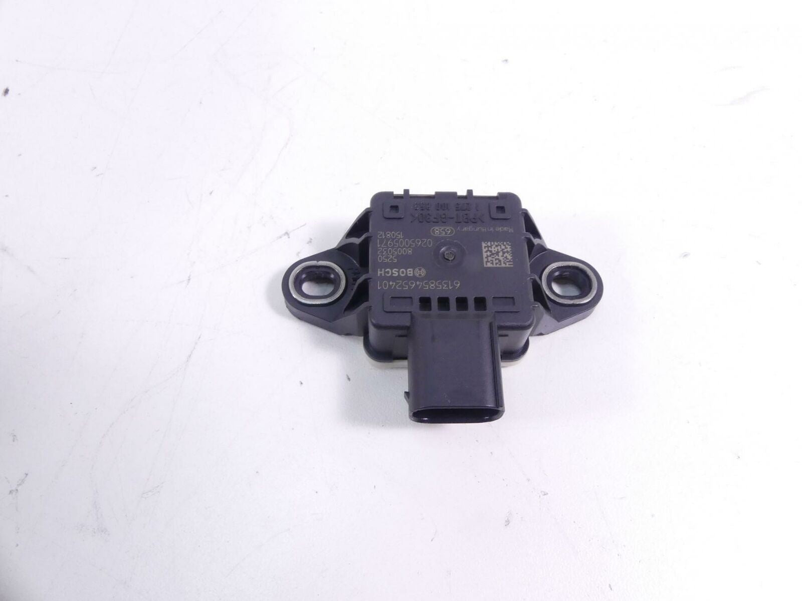 2016 BMW R1200R K53 Bosch Speed Sensor 61358546524 {{ shop.shopifyCountryName }} - Mototech271