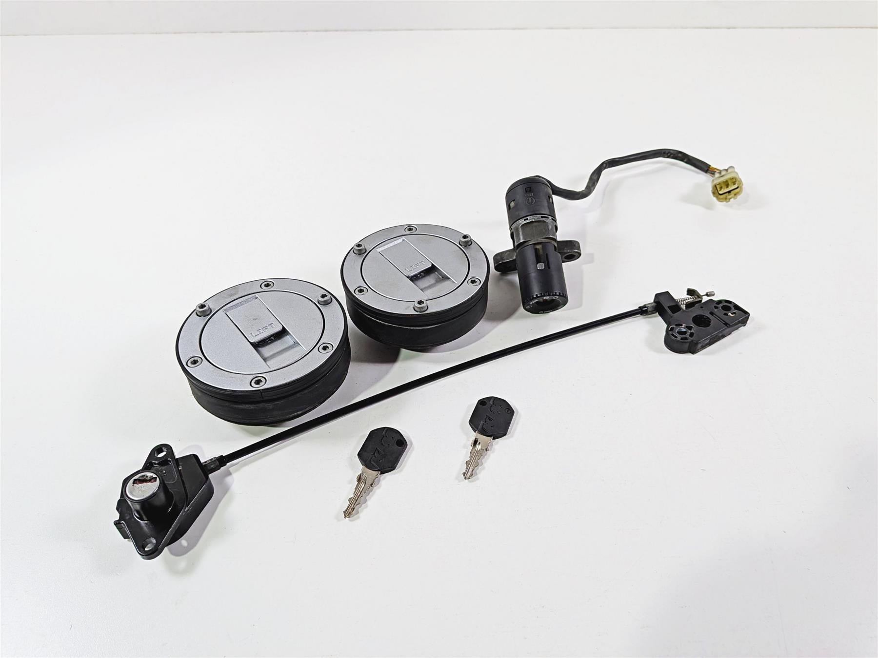 2005 KTM 950 LC8 Adventure Ignition Switch Gas Cap Seat Key Lock Set 60011066044 {{ shop.shopifyCountryName }} - Mototech271