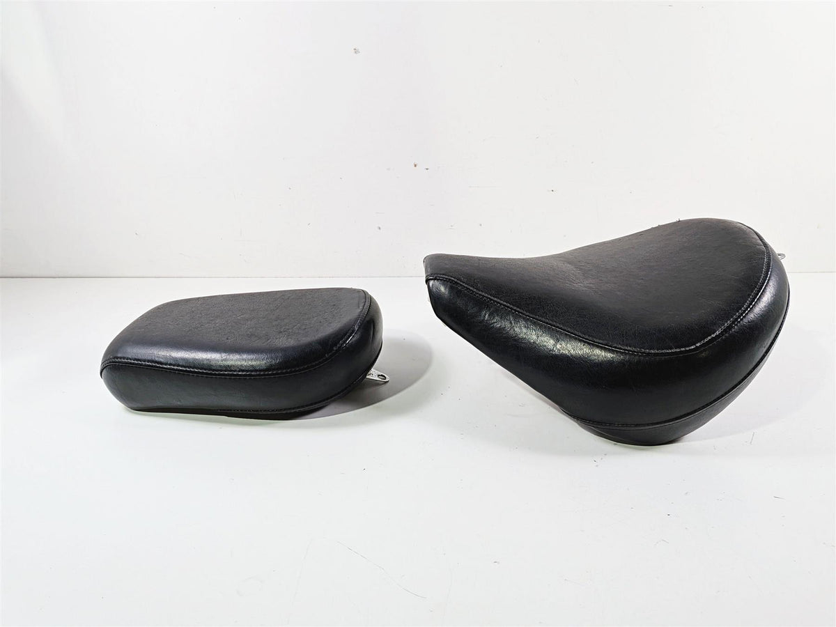 2002 Yamaha XVS650 V-Star Classic Front Rear Seat Saddle Set 5BN-24710 5SC-24750 {{ shop.shopifyCountryName }} - Mototech271