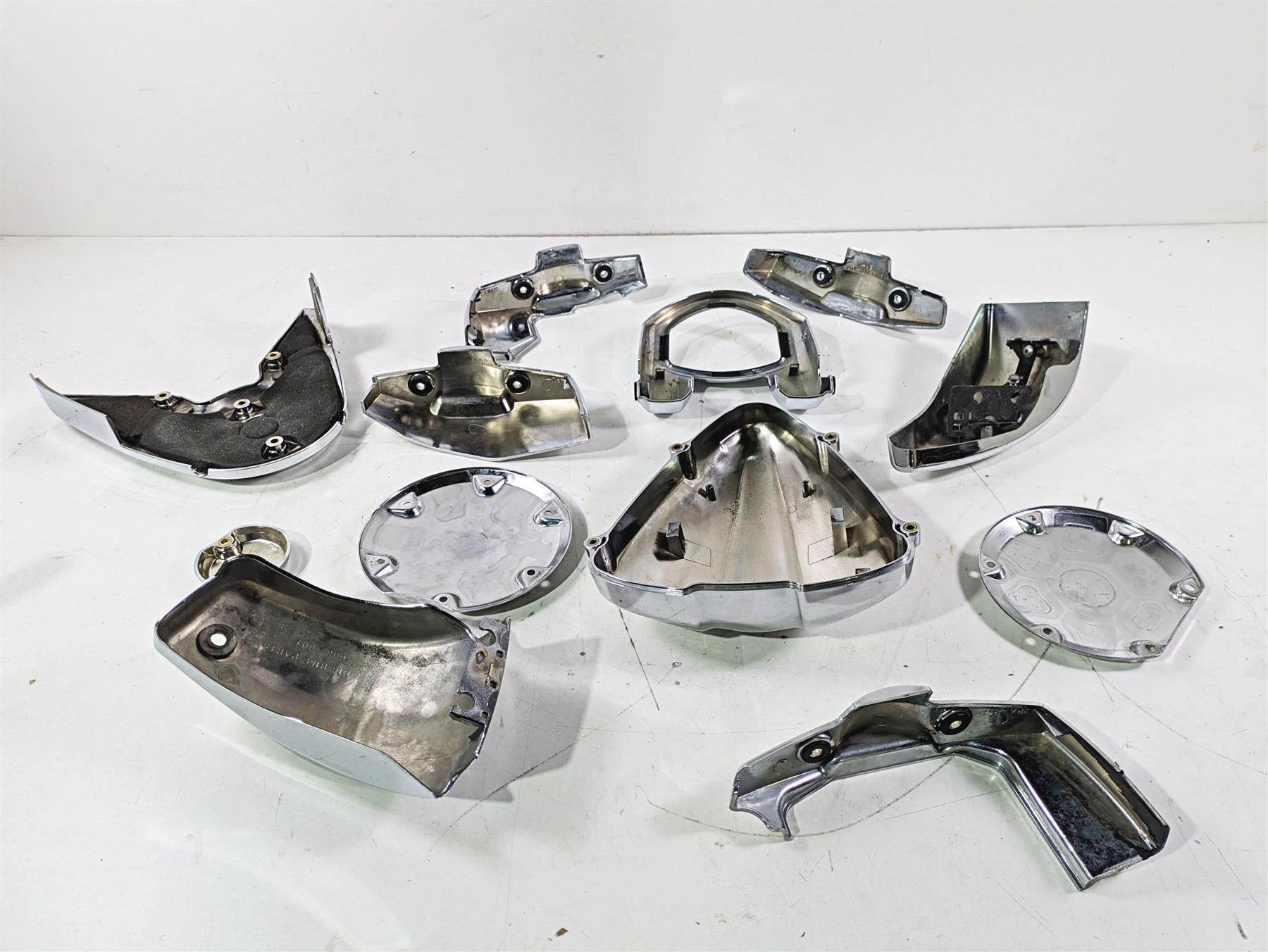 2007 Yamaha XVS1300 V-Star Tour Chrome Cover Fairing Set 3D8-15418-00-00 {{ shop.shopifyCountryName }} - Mototech271