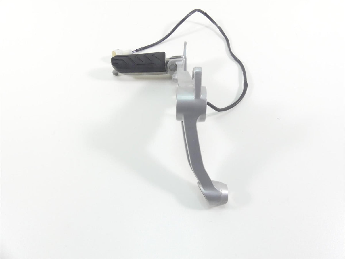 2021 Aprilia Tuono 660 RS660 Right Rider Footpeg Foot Peg Rest & Mount 2B005203 {{ shop.shopifyCountryName }} - Mototech271