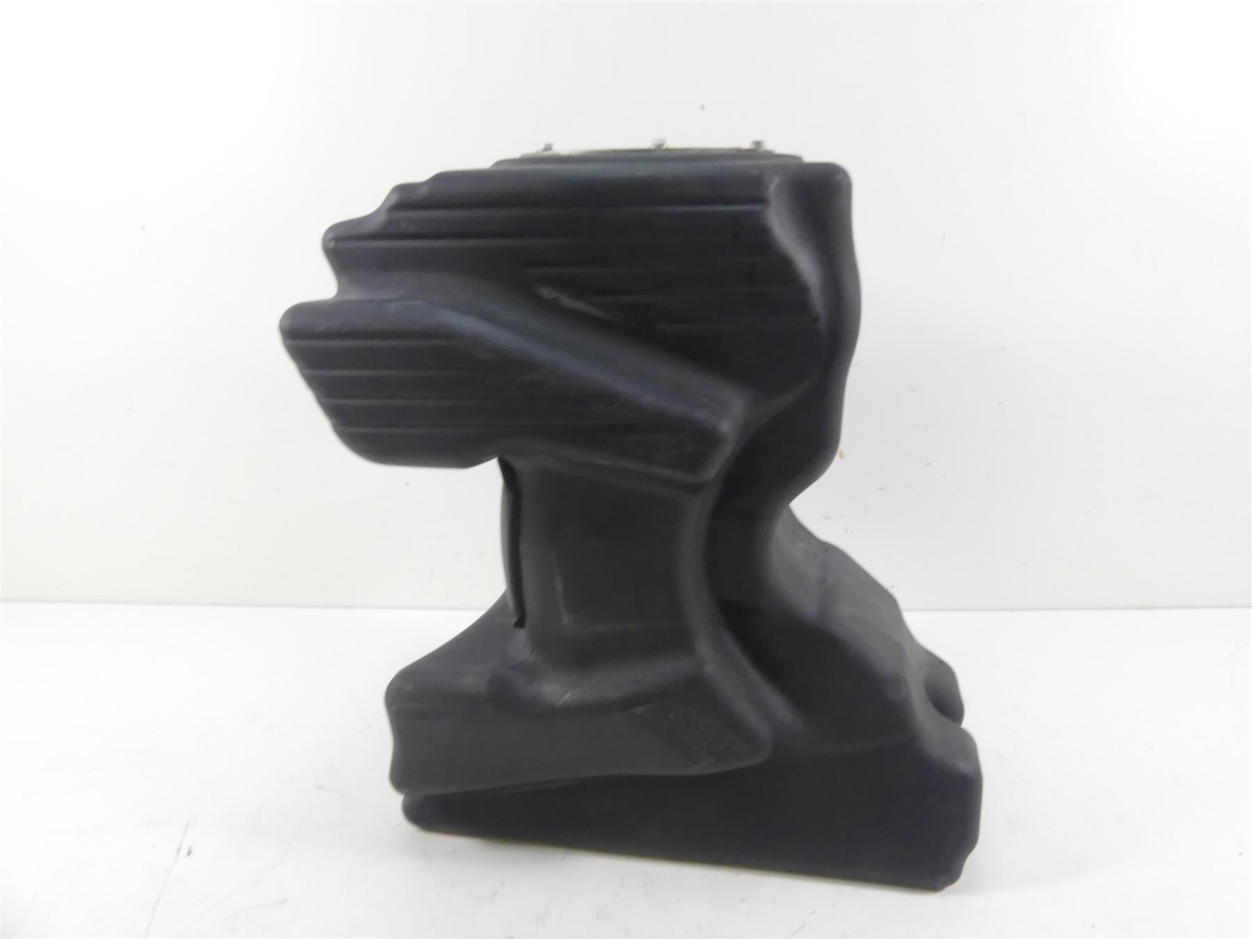 2011 Harley VRSCF Muscle Rod Plastic Fuel Gas Petrol Tank Reservoir 61328-07 {{ shop.shopifyCountryName }} - Mototech271