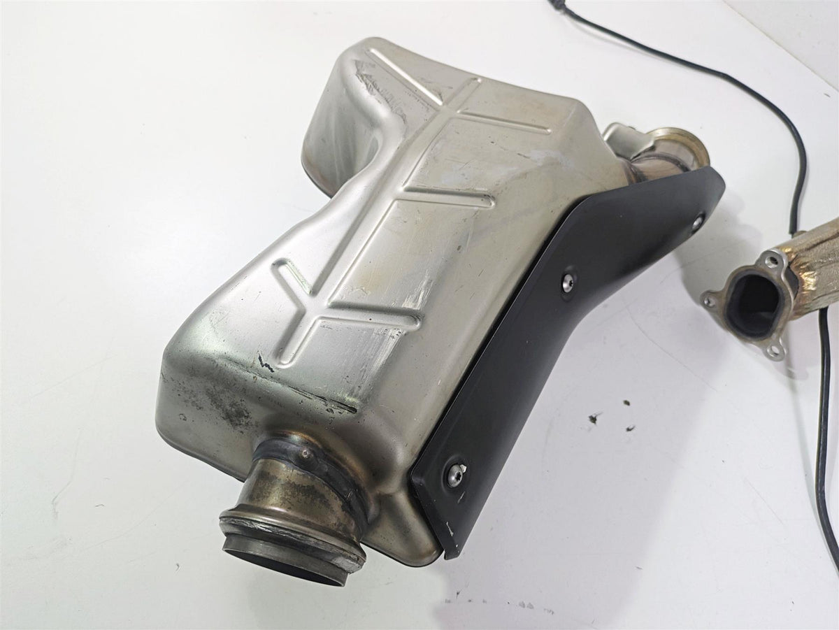 2017 KTM 1290 Super Duke GT Exhaust Chamber Header & Servo Set 61405050000 {{ shop.shopifyCountryName }} - Mototech271