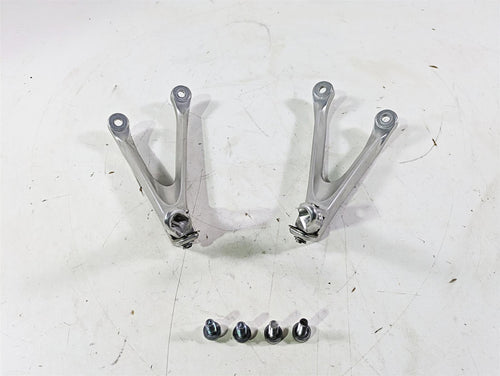 2008 Honda CBR1000RR SC59 Rear Passenger Footpeg Set 50750-MFL-000 50760-MFL-000 | Mototech271