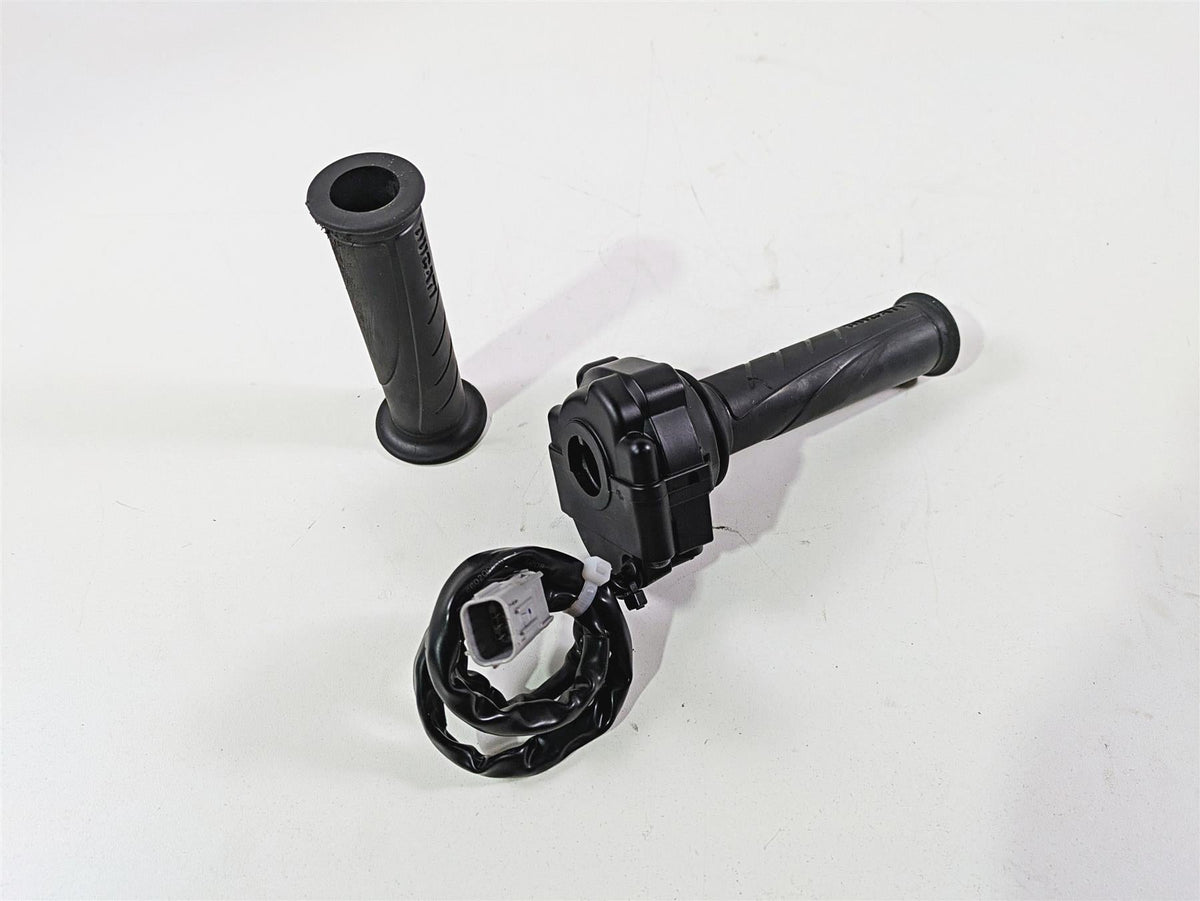 2019 Ducati Supersport 939 S Ride Fly By Wire Throttle Sensor 66020093B {{ shop.shopifyCountryName }} - Mototech271
