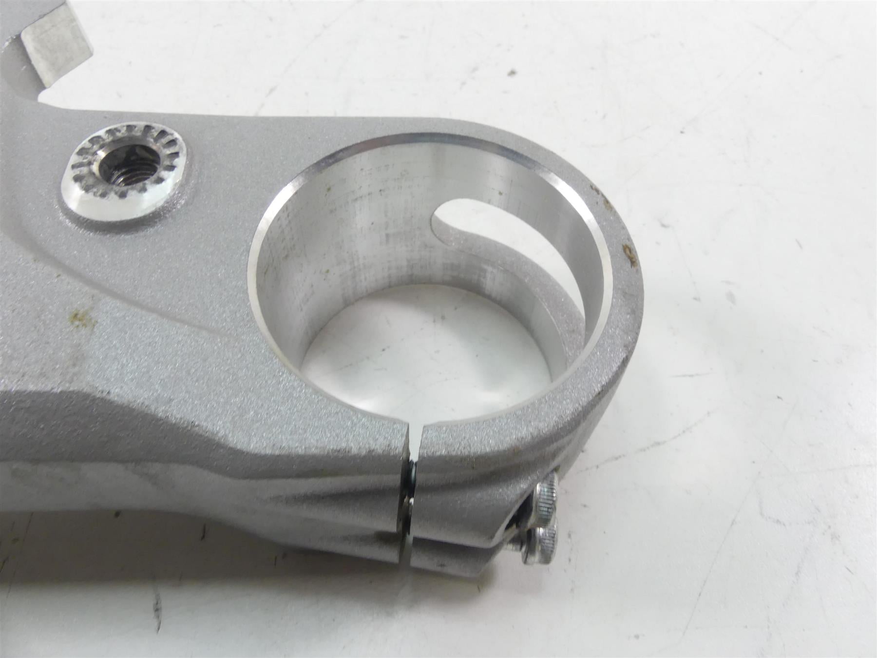 2020 Ducati Multistrada 1260 Enduro Upper Triple Tree Steering Clamp 34111681AA {{ shop.shopifyCountryName }} - Mototech271