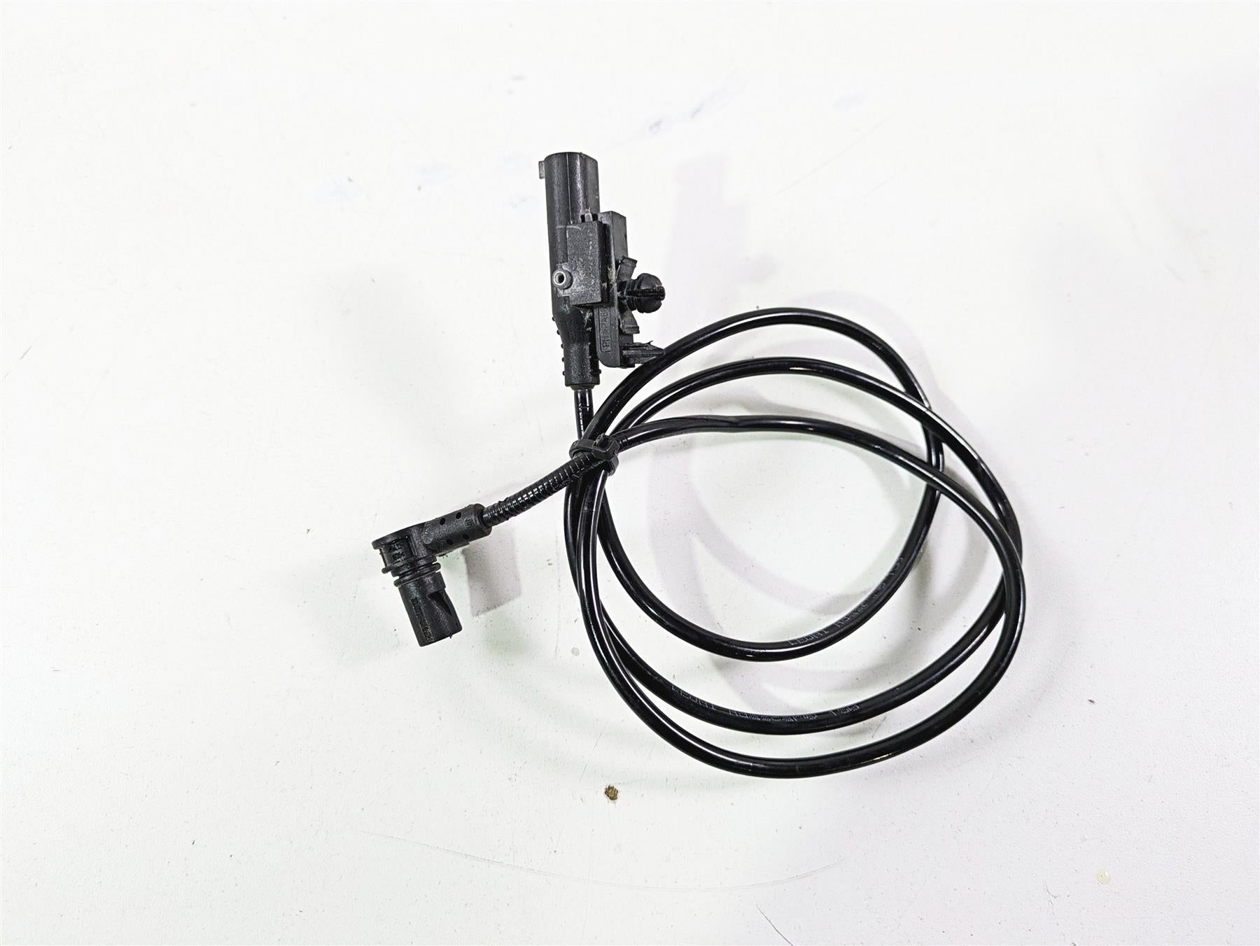 2021 BMW R1250GS K51 Adv Front Abs Brake Wheel Speed Sensor 34529443105 {{ shop.shopifyCountryName }} - Mototech271