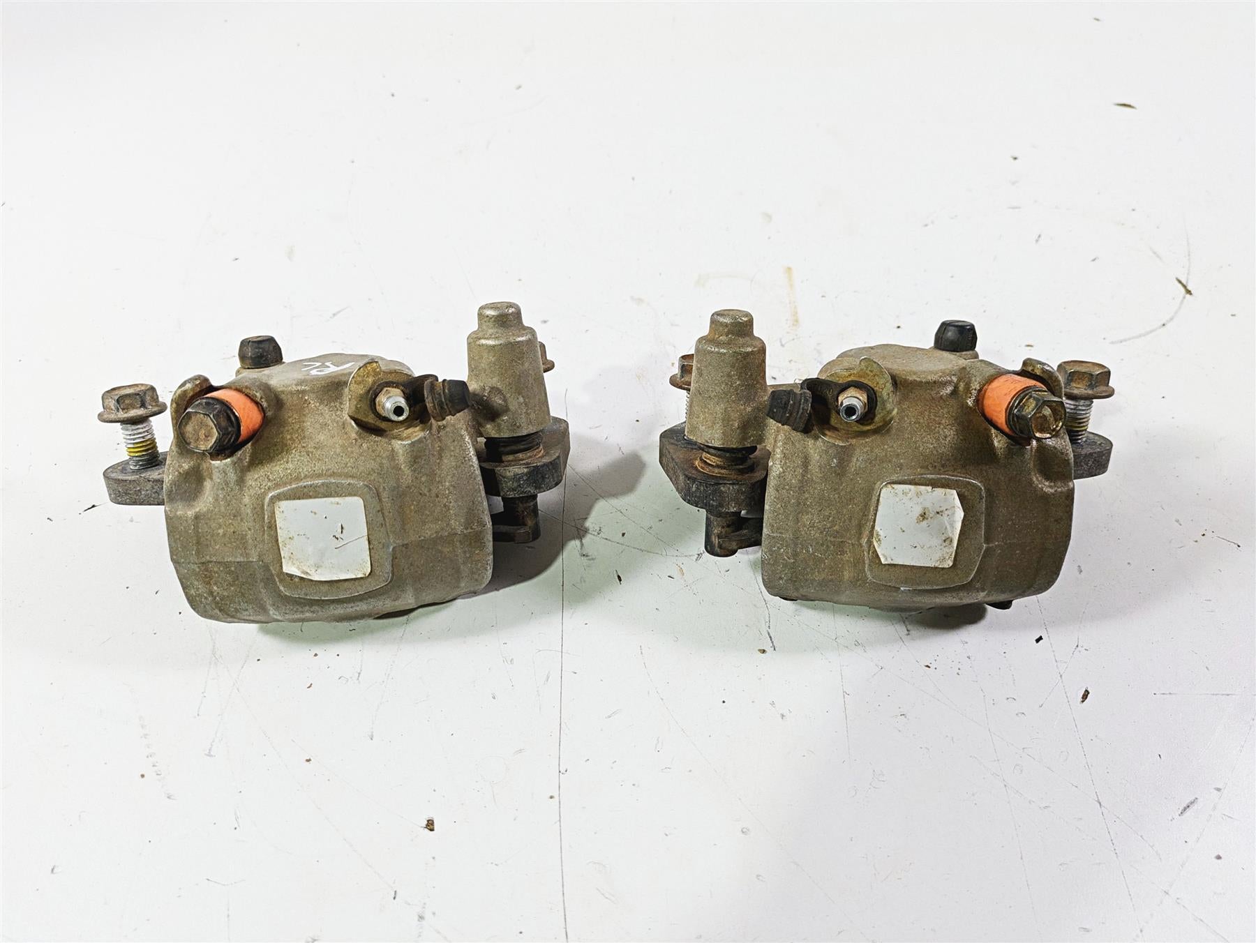 2022 Can-Am Defender XMR HD10 Rear Brake Caliper Set 705601928 705601929 {{ shop.shopifyCountryName }} - Mototech271