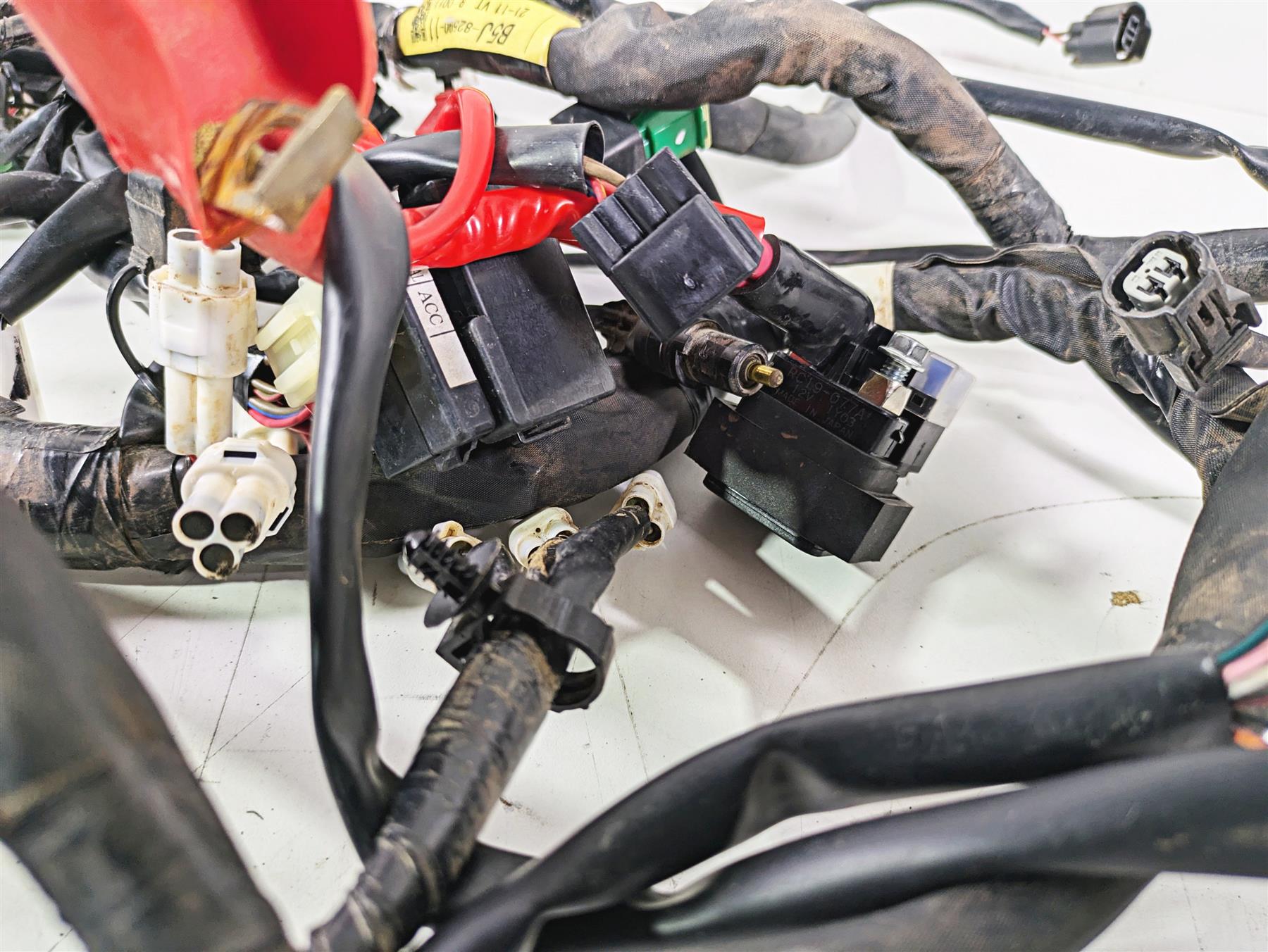 2022 Yamaha YXZ1000 R Main Wiring Harness Loom B5J-82590-11-00 {{ shop.shopifyCountryName }} - Mototech271
