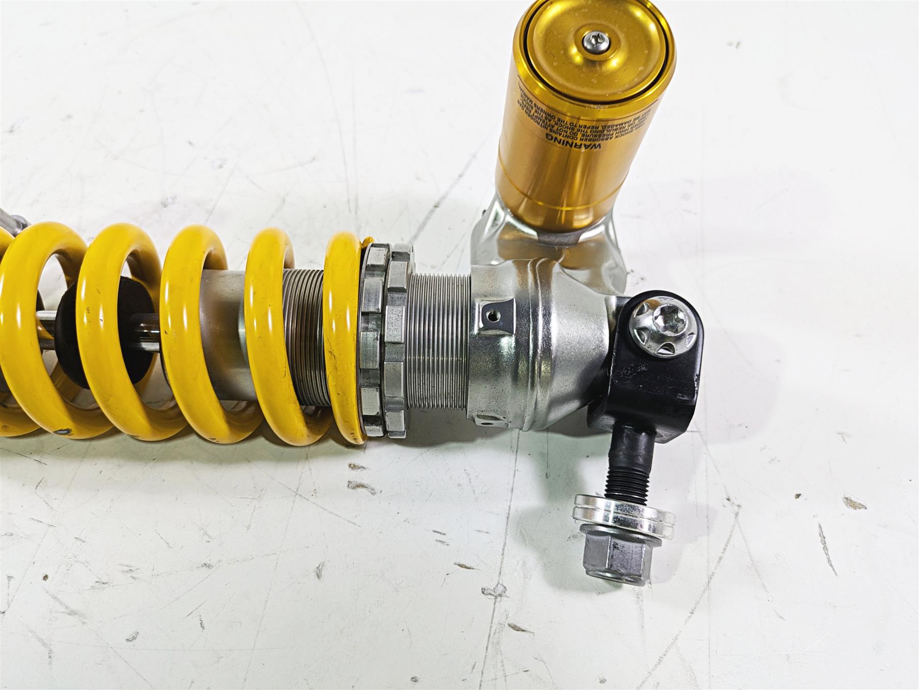 2020 Triumph Daytona 765 Moto2 Ohlins TTX Rear Suspension Shock Damper T2053603 {{ shop.shopifyCountryName }} - Mototech271