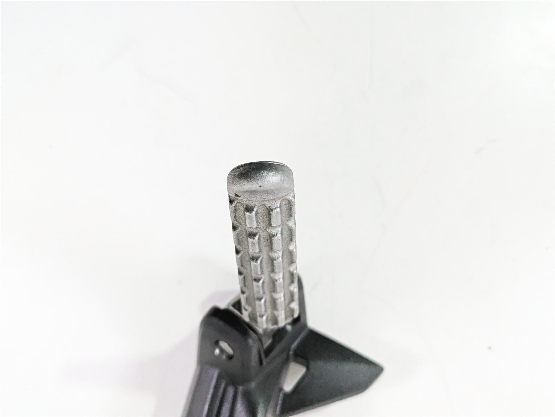 2019 Ducati Supersport 939 S Rear Right Passenger Footpeg Foot Peg 82413241AB {{ shop.shopifyCountryName }} - Mototech271
