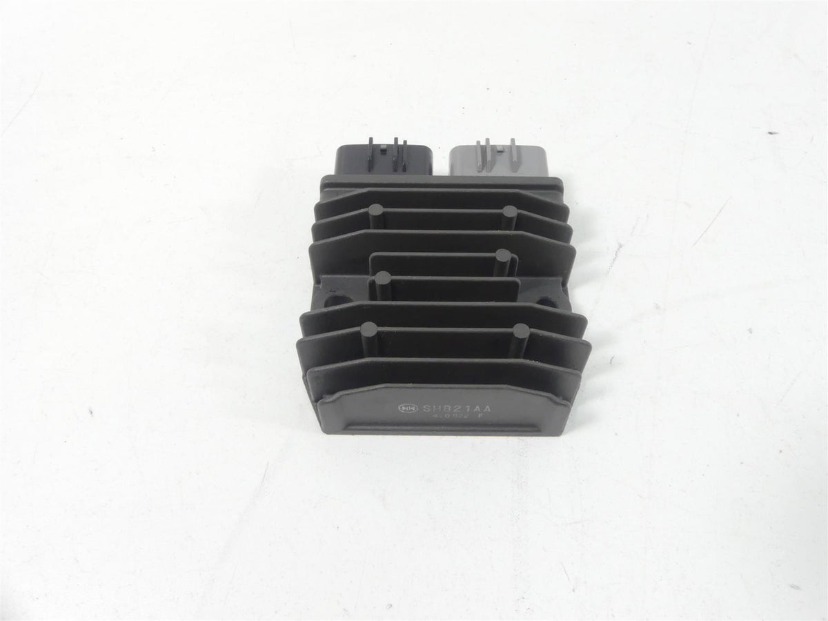 2015 Ducati Monster 1200 S Rectifier Voltage Regulator 54040321A SH821AA {{ shop.shopifyCountryName }} - Mototech271
