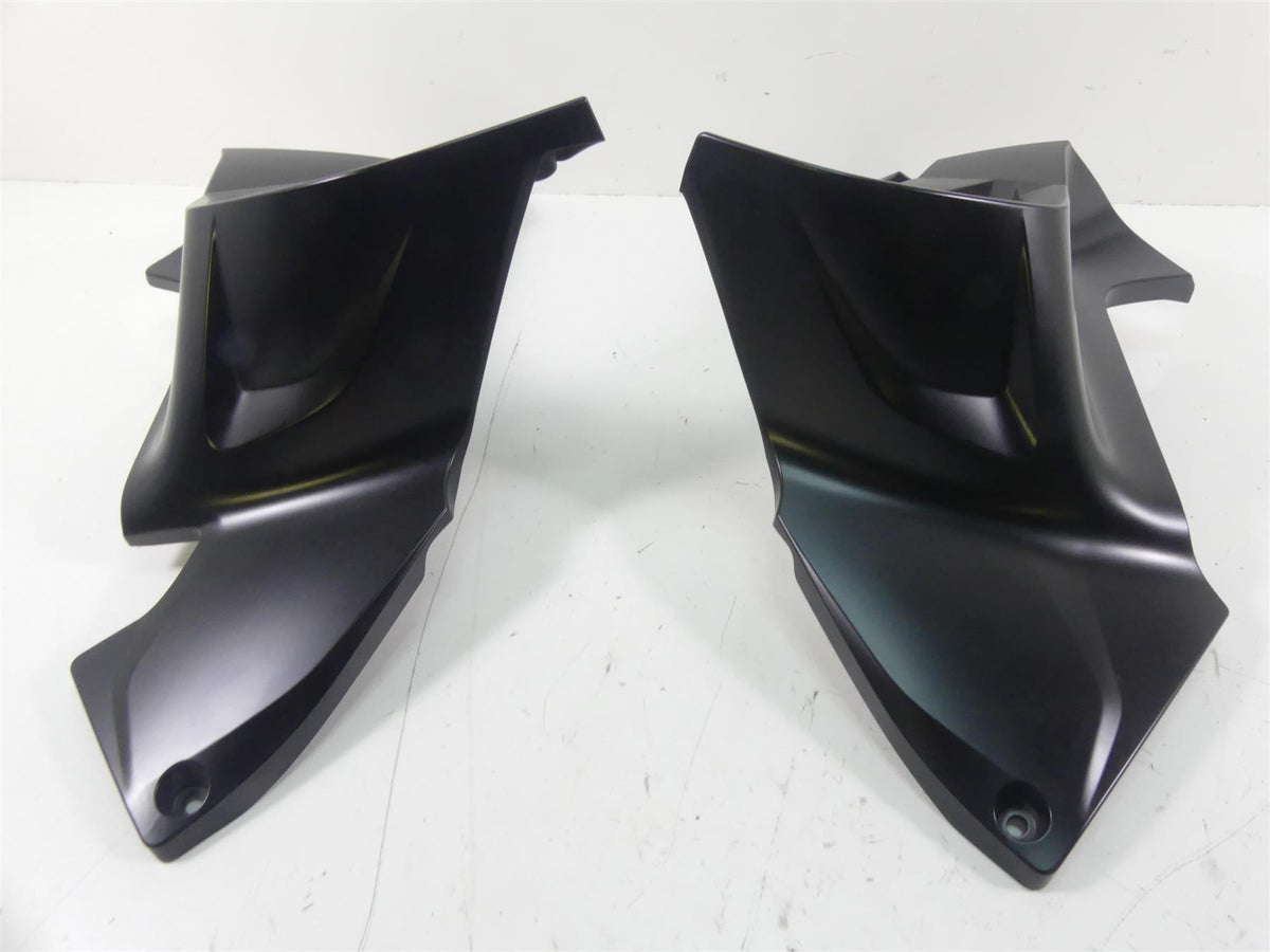 2017 BMW R1200RT K52 Left & Right Engine Fairing Cover 46638533580 46638533579 {{ shop.shopifyCountryName }} - Mototech271