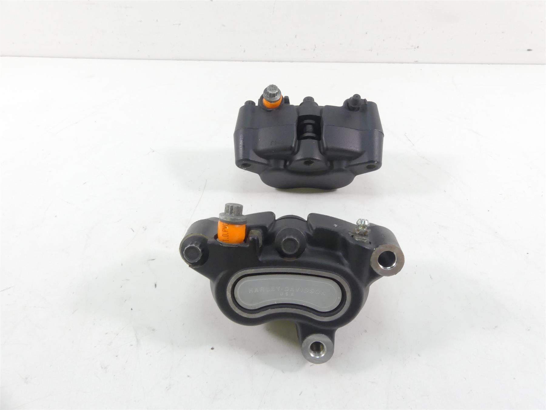 2015 Harley FXDL Dyna Low Rider Front Brake Caliper Set 41300001 41300002 {{ shop.shopifyCountryName }} - Mototech271