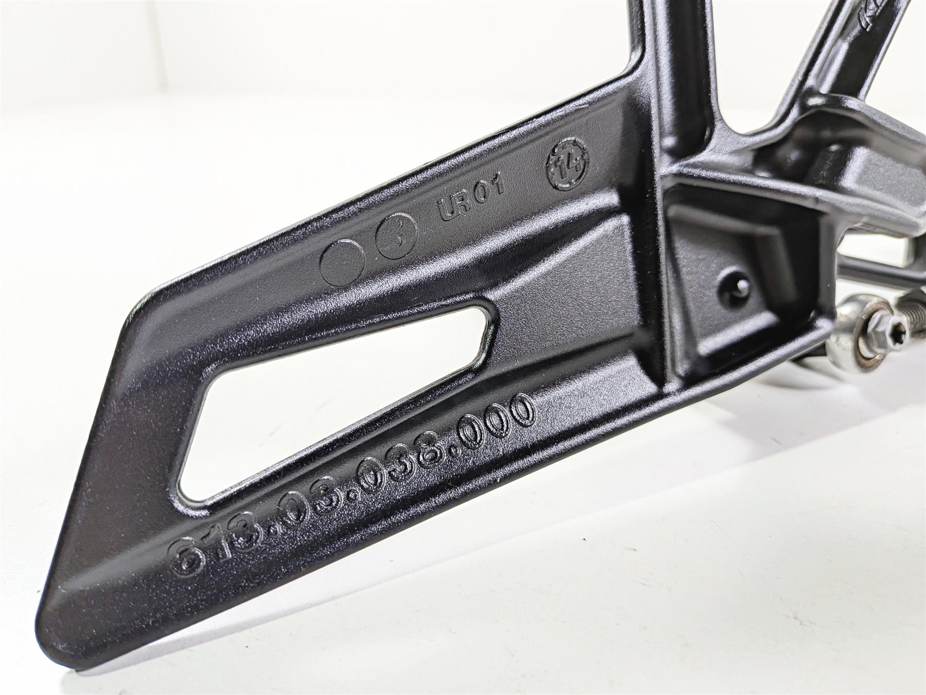 2015 KTM 1290 R Super Duke Left Rider Foot Peg & Shifter 6130313800033S-Mototech271